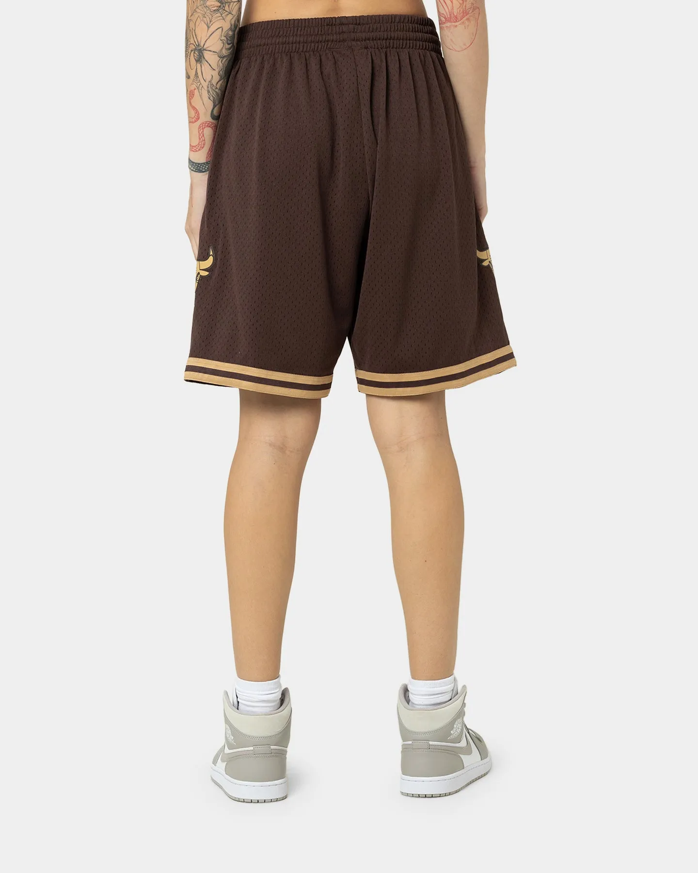 Mitchell & Ness Chicago Bulls Lux Brown Swingman Shorts Baroque Brown sold by Culture Kings product image thumbnail 4