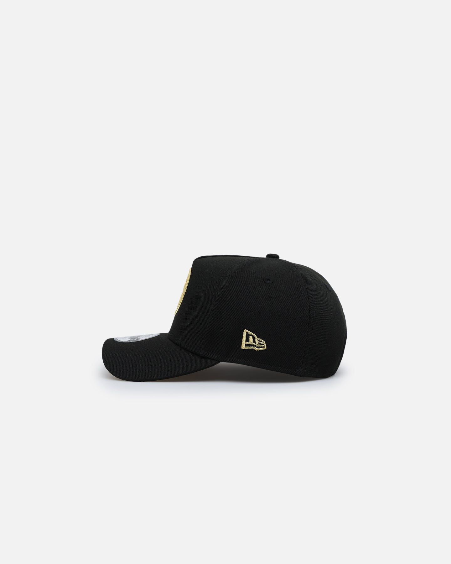 New Era Denver Nuggets 'NBA Gold Links' 9FORTY A-Frame Snapback Black/Gold sold by Culture Kings product image thumbnail 4