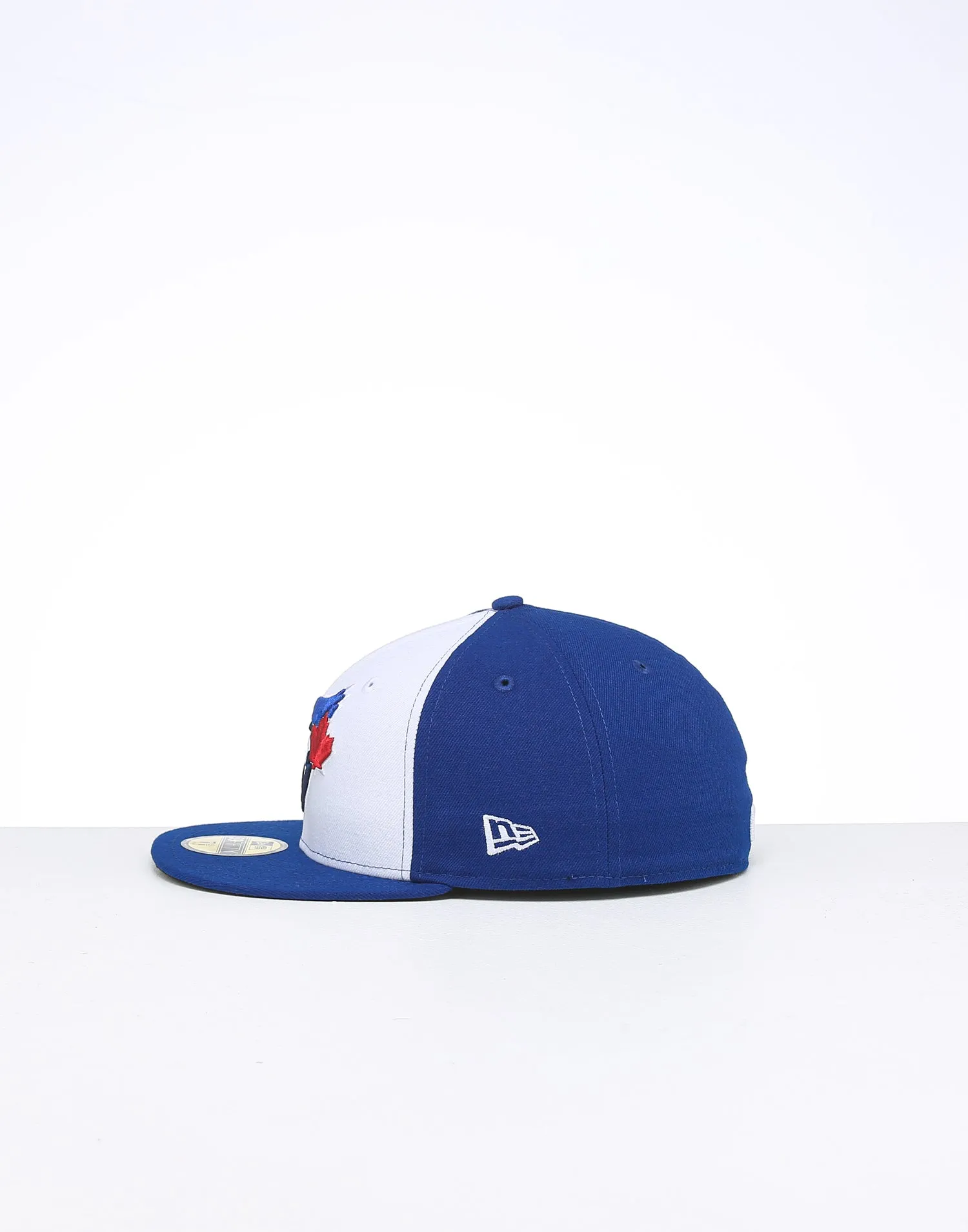 New Era Toronto Bluejays 59FIFTY ALT3 White/Blue/OTC sold by Culture Kings product image thumbnail 3
