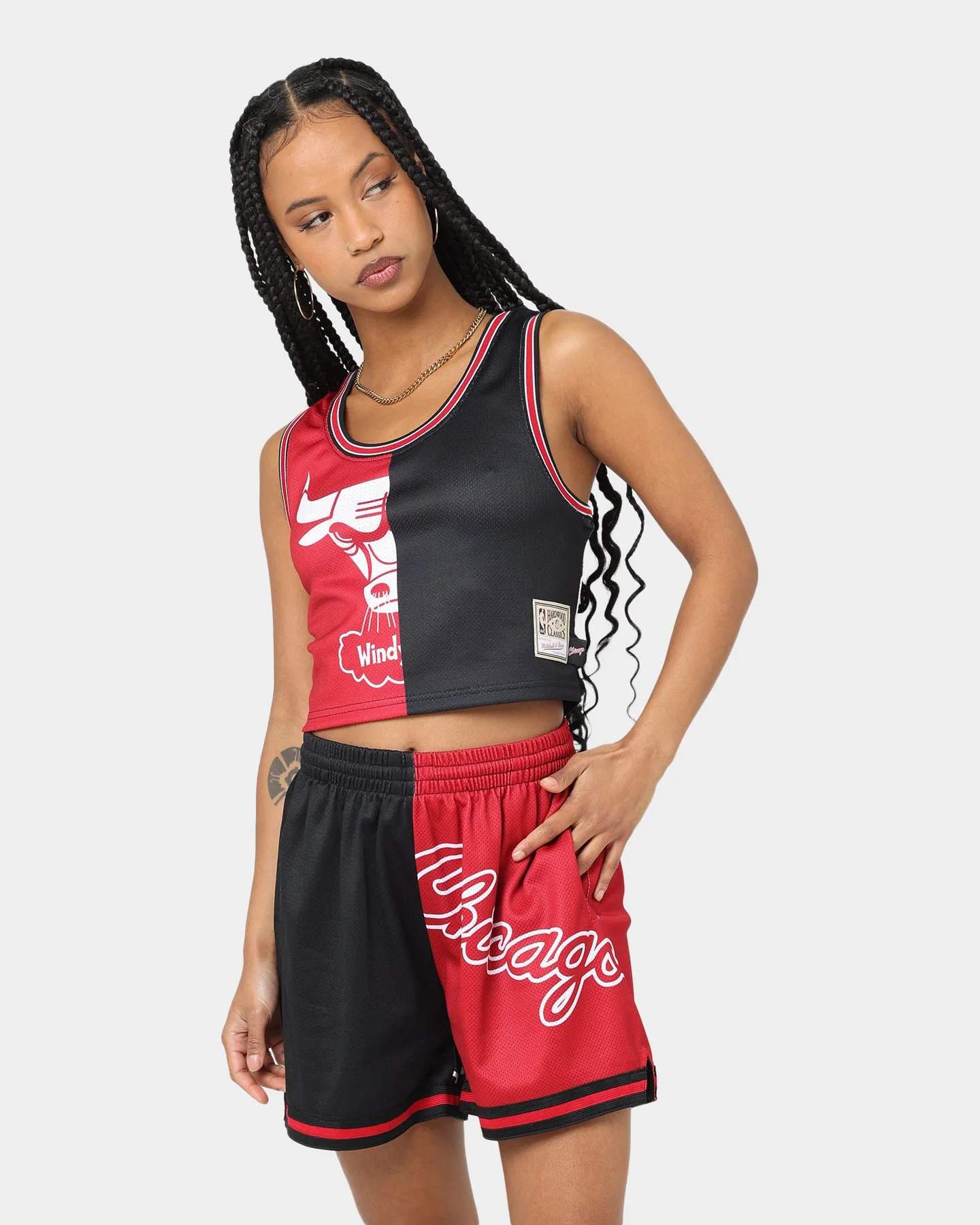 Mitchell & Ness Women's Chicago Bulls Big Face 5.0 Crop Tank Top Red sold by Culture Kings