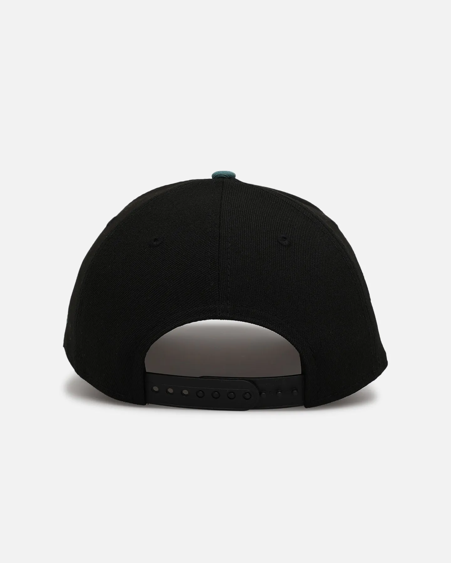 New Era Philadelphia Eagles 'NFL Kickoff' 9FORTY A-Frame Snapback Black/Green sold by Culture Kings product image thumbnail 2