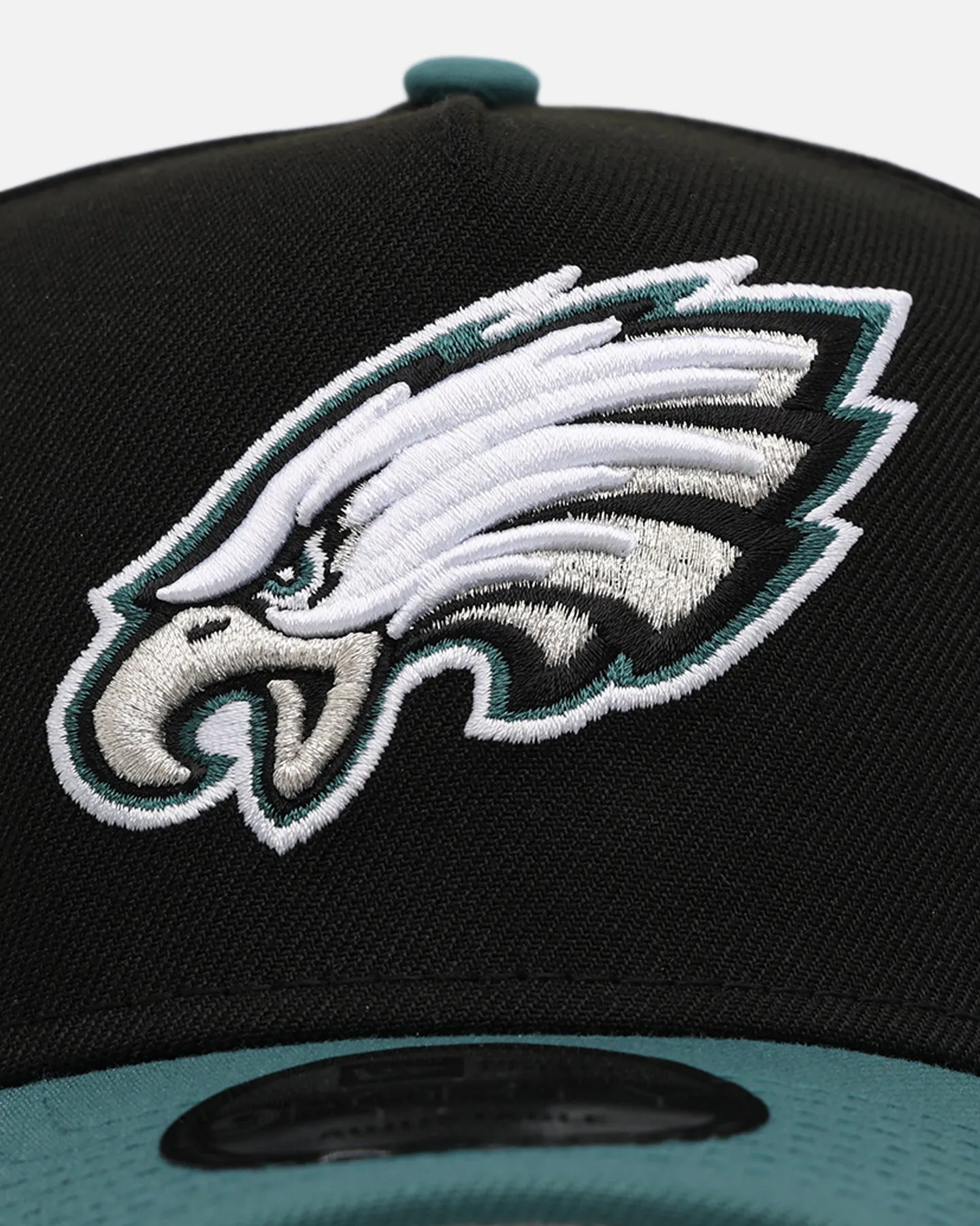 New Era Philadelphia Eagles 'NFL Kickoff' 9FORTY A-Frame Snapback Black/Green sold by Culture Kings product image thumbnail 5