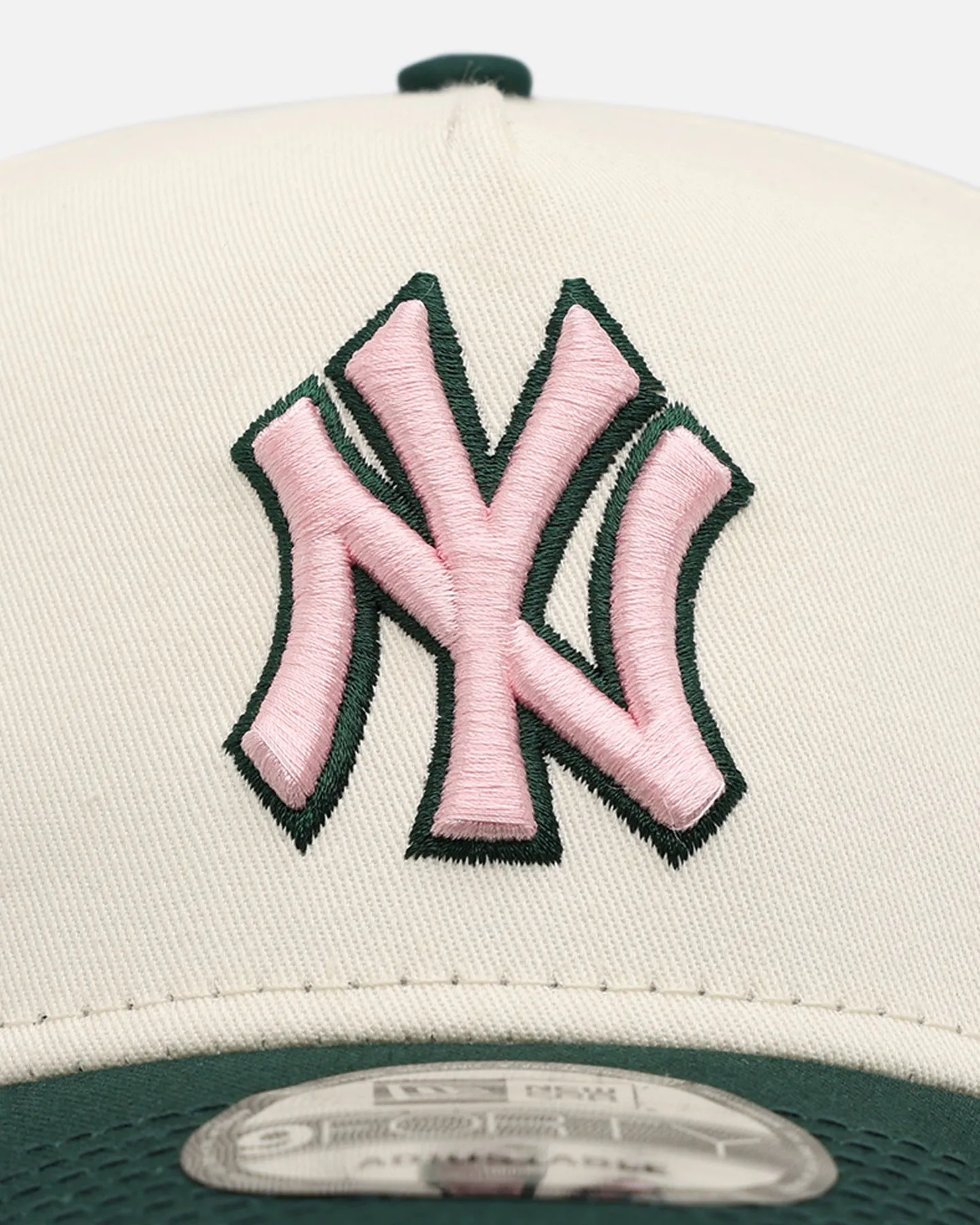New Era New York Yankees 'Chrome Dark Green' 9FORTY A-Frame Snapback Chrome/Dark Green sold by Culture Kings product image thumbnail 5