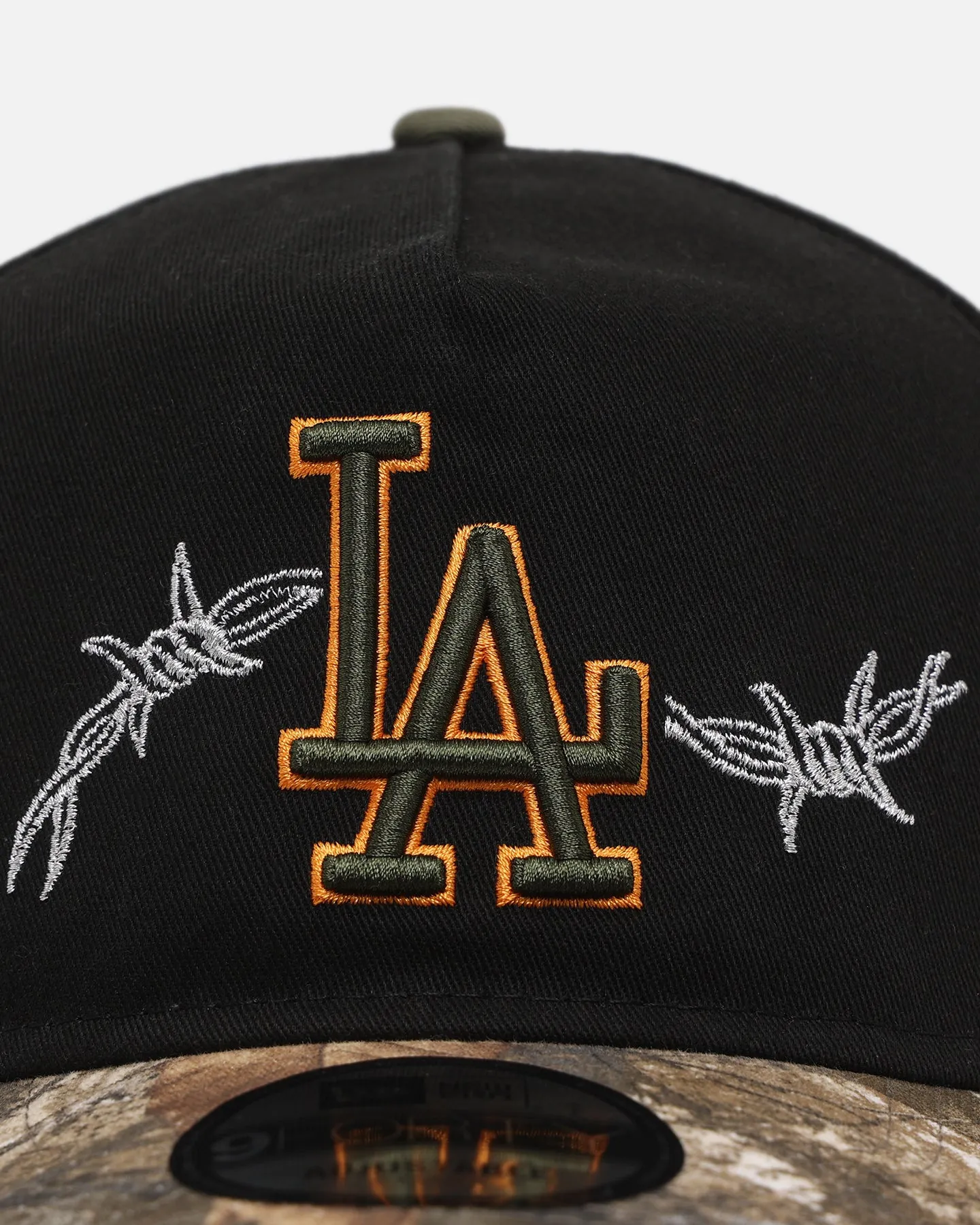 New Era Los Angeles Dodgers 'Realtree Grit 2.0' 9FORTY A-Frame Snapback Black/Green/Orange sold by Culture Kings product image thumbnail 5