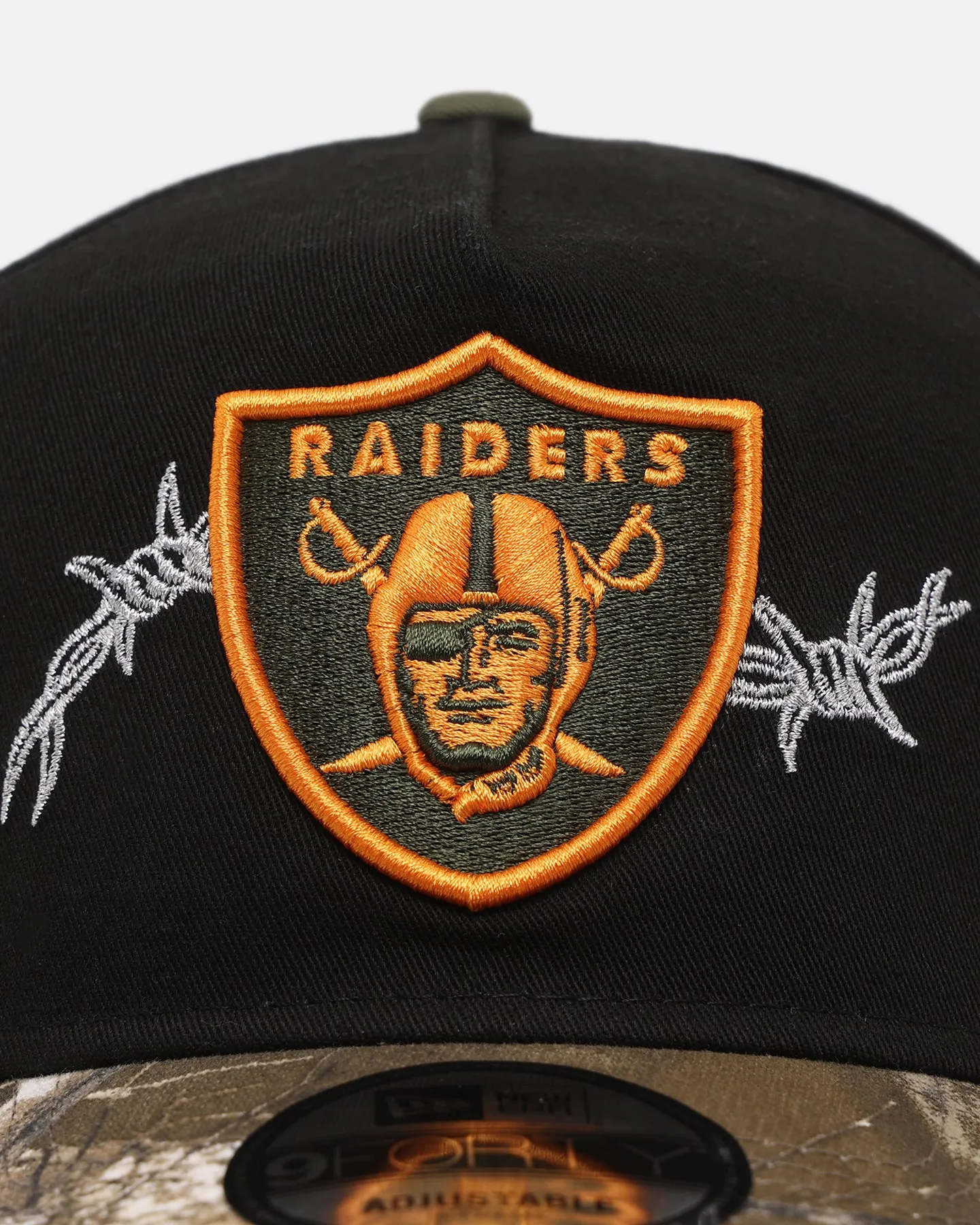 New Era Las Vegas Raiders 'Realtree Grit 2.0' 9FORTY A-Frame Snapback Black/Green/Orange sold by Culture Kings product image thumbnail 5