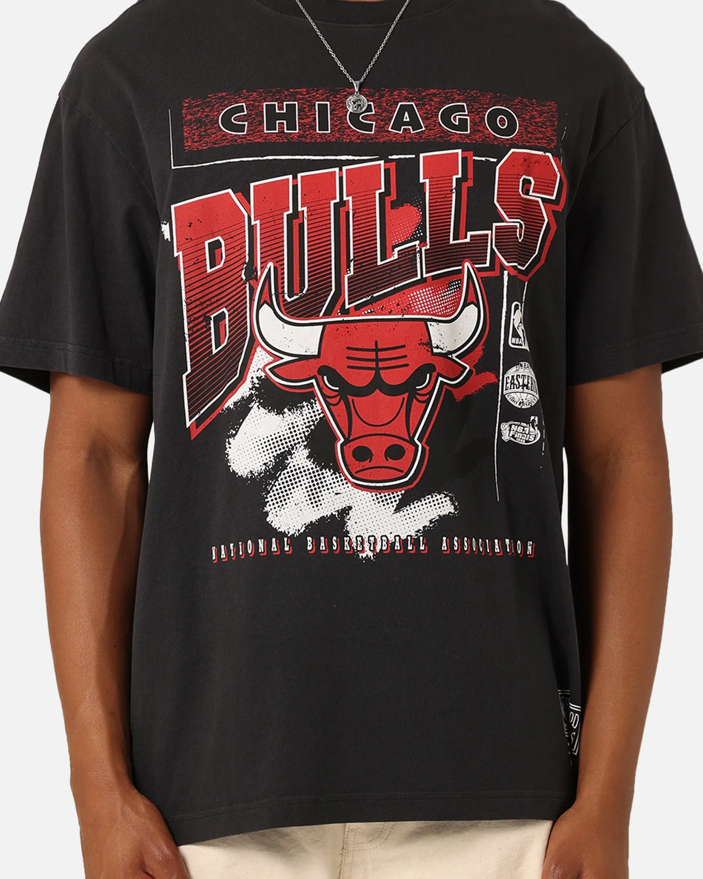 Mitchell & Ness Chicago Bulls Brush Off 2.0 T-Shirt Faded Black sold by Culture Kings product image thumbnail 3