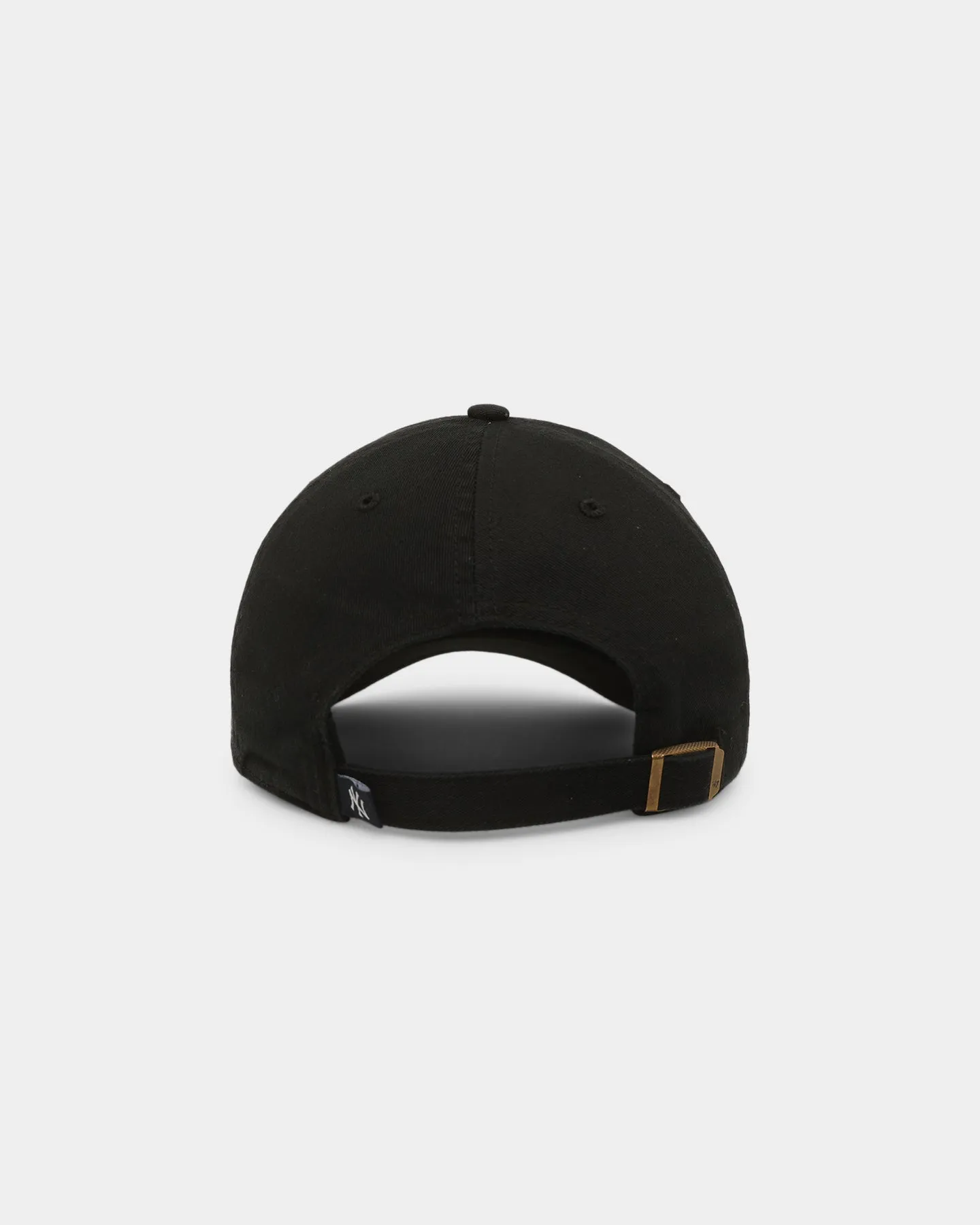 47 Brand New York Yankees 47 Clean Up Strapback Black/White sold by Culture Kings product image thumbnail 2