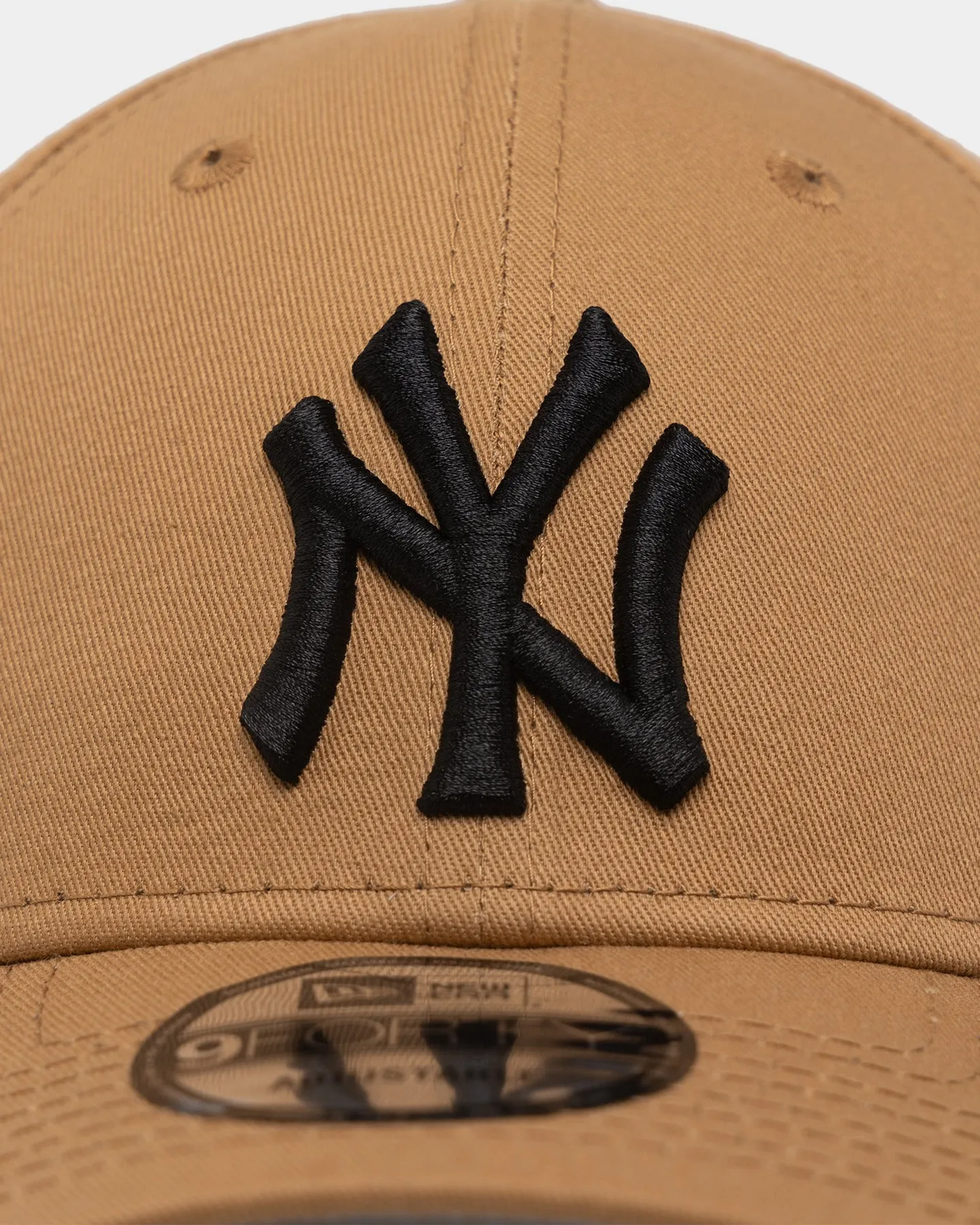 New Era New York Yankees Core 9FORTY Casual Strapback Wheat/Black sold by Culture Kings product image thumbnail 5