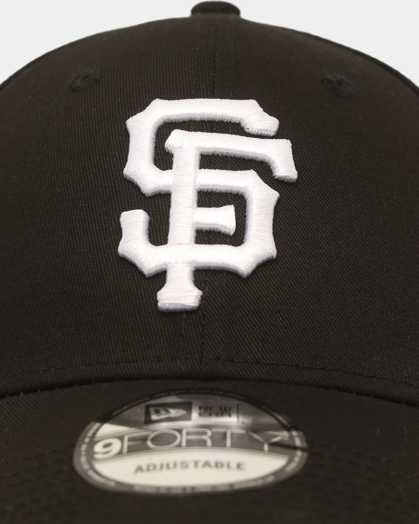 New Era San Francisco Giants Core 9FORTY Casual Strapback Black/White sold by Culture Kings product image thumbnail 4