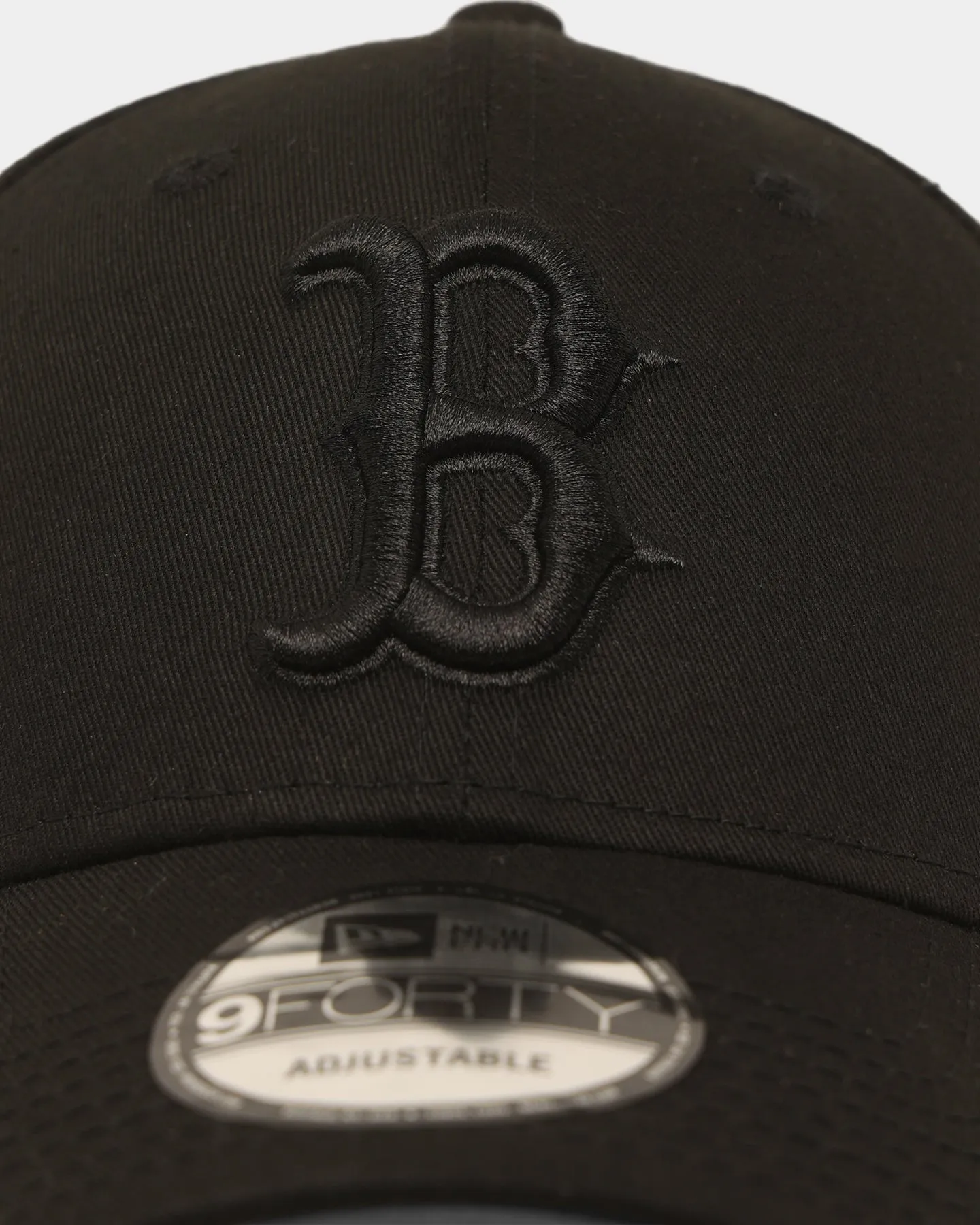 New Era Boston Red Sox 'Black On Black' 9FORTY Casual Strapback Black/Black sold by Culture Kings product image thumbnail 5
