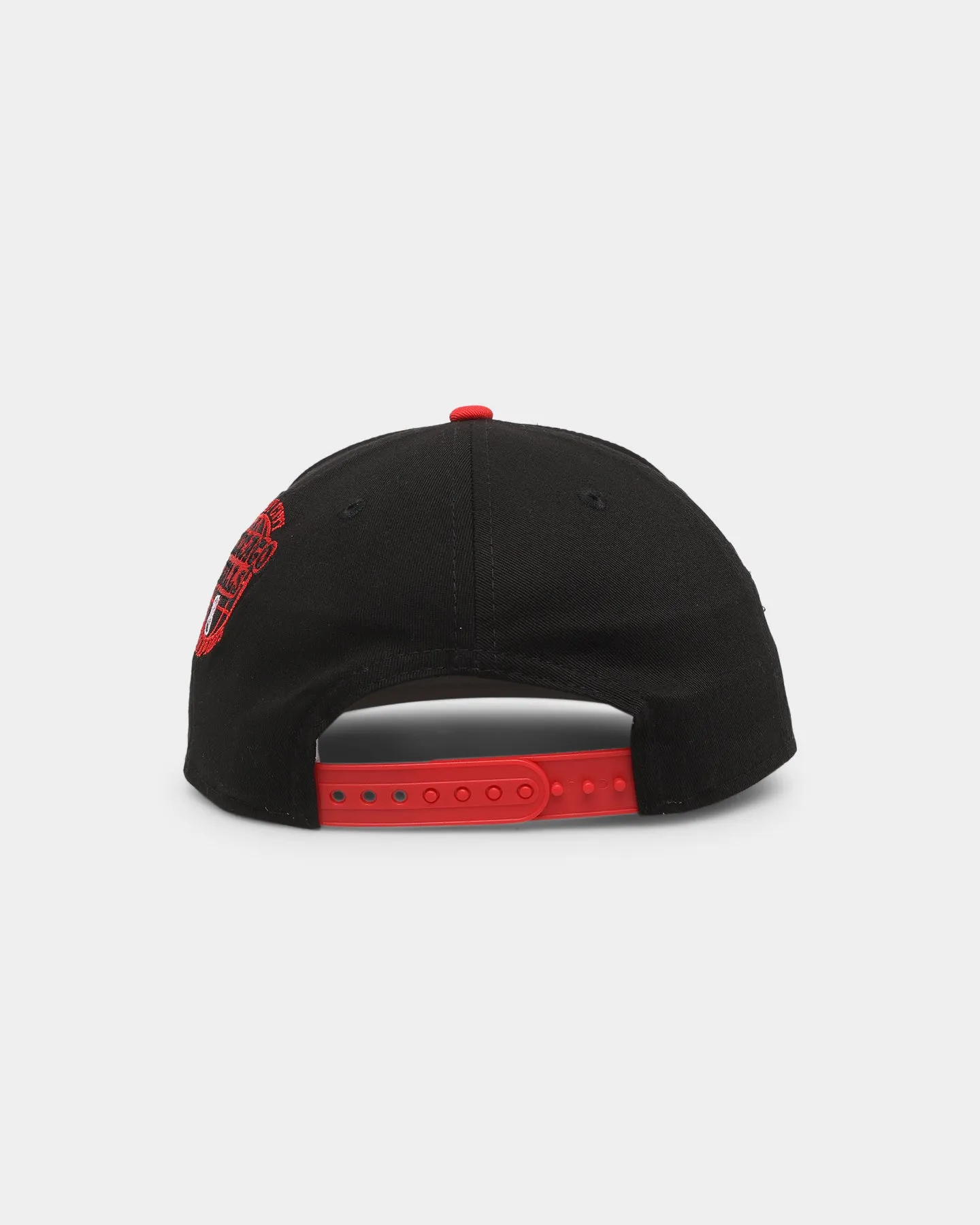 New Era Chicago Bulls 'Chenille' Golfer Snapback Black sold by Culture Kings product image thumbnail 2