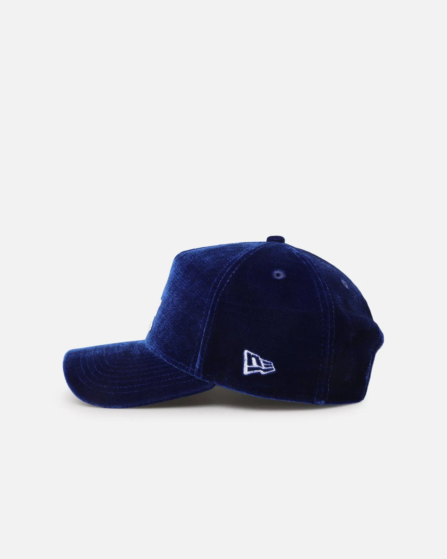 New Era Los Angeles Dodgers 'Velvet Official Team Color' 9FORTY A-Frame Snapback Blue sold by Culture Kings product image thumbnail 4