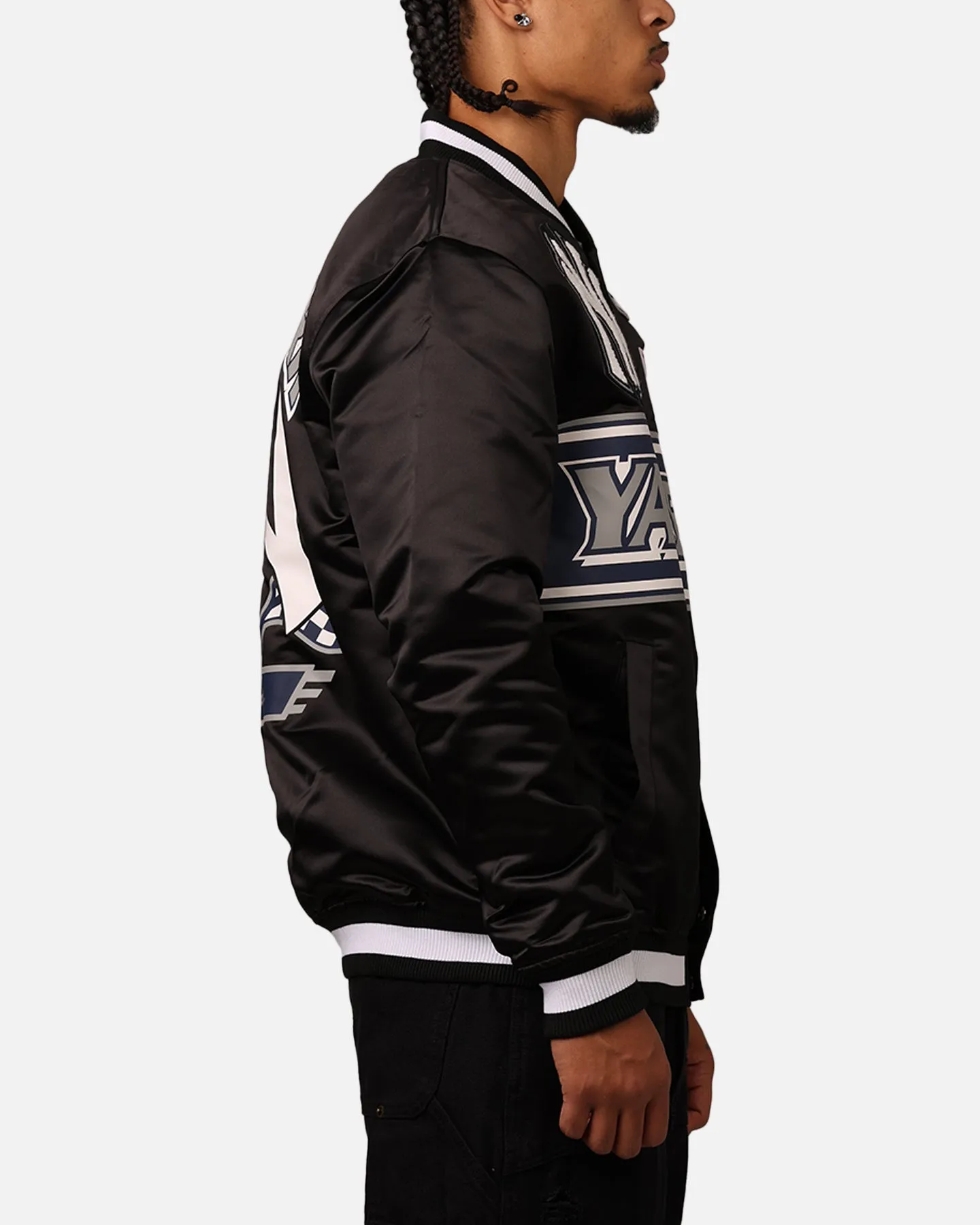 New Era New York Yankees 2024 Rally Drive Jacket Black/White sold by Culture Kings product image thumbnail 4