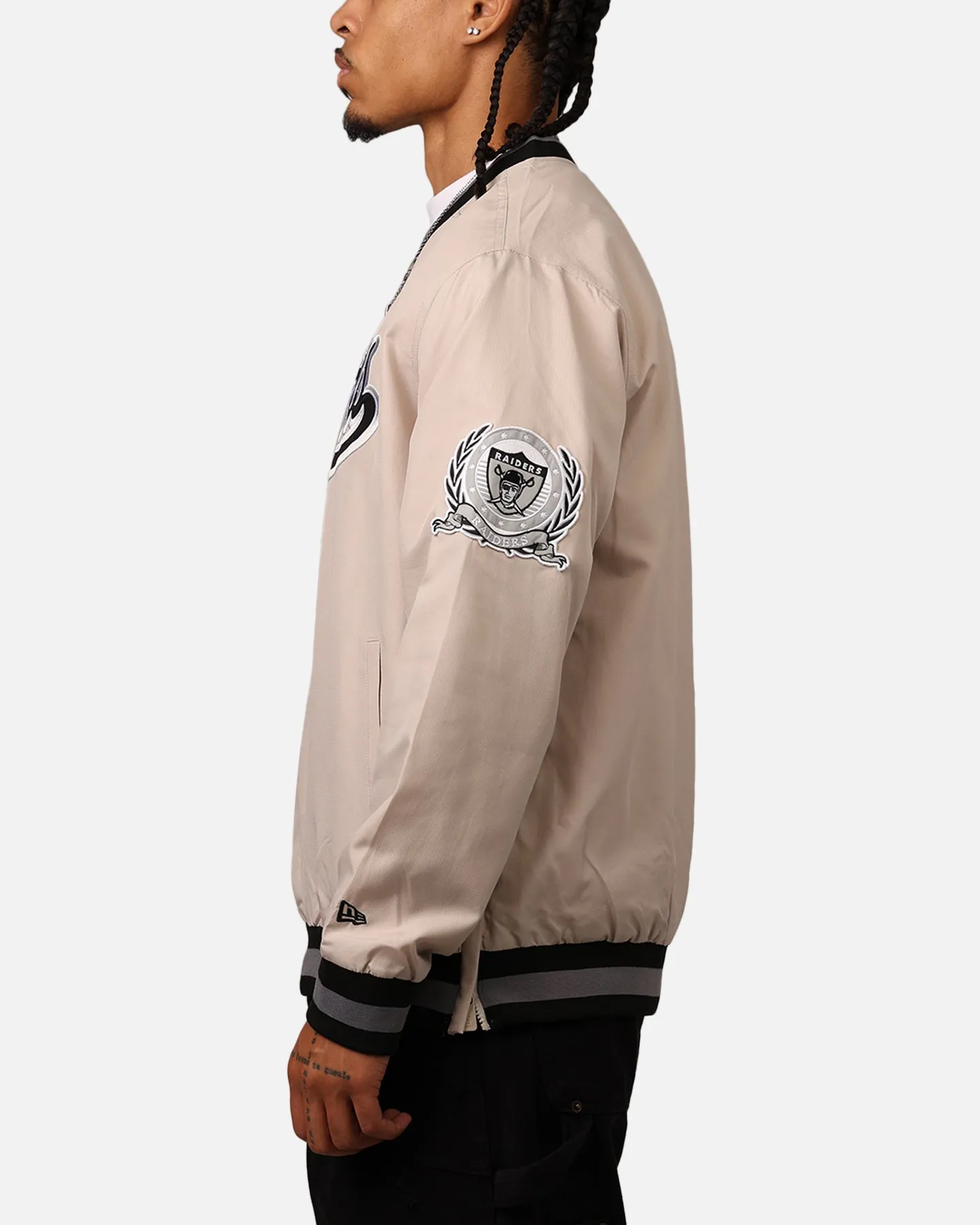 New Era Las Vegas Raiders Sports Classics Pullover Windbreaker Stone/OTC sold by Culture Kings product image thumbnail 5
