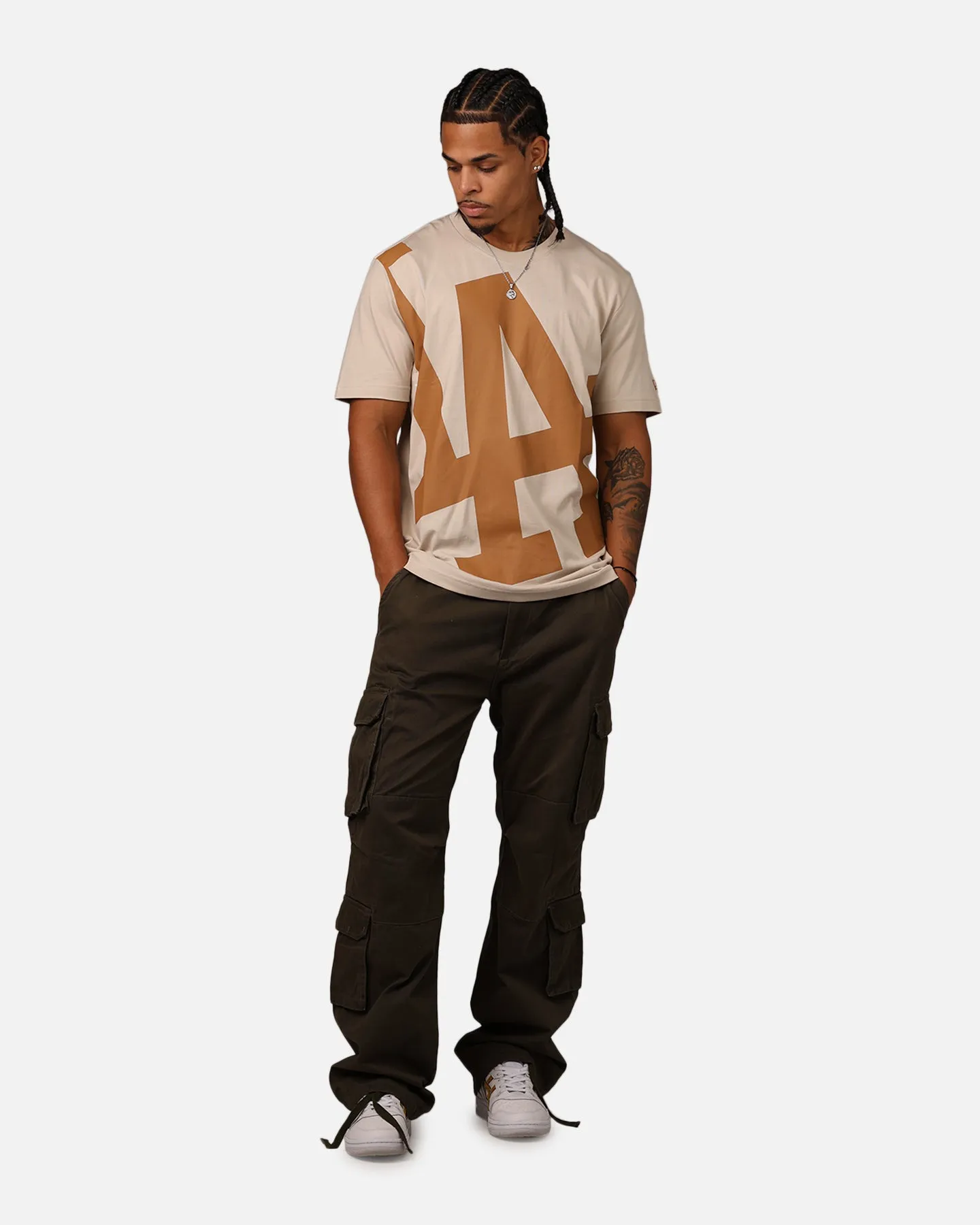 New Era Los Angeles Dodgers Colour Pack T-Shirt Light Beige sold by Culture Kings product image thumbnail 3