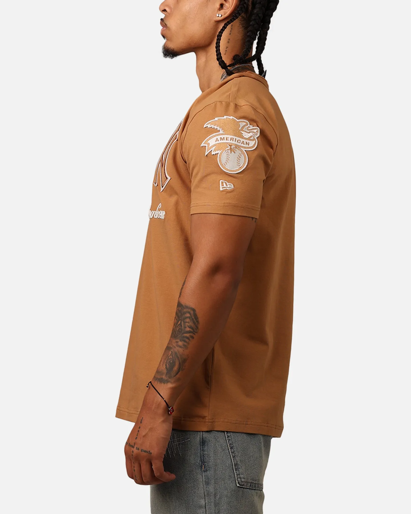 New Era New York Yankees Cord T-Shirt Medium Beige sold by Culture Kings product image thumbnail 5