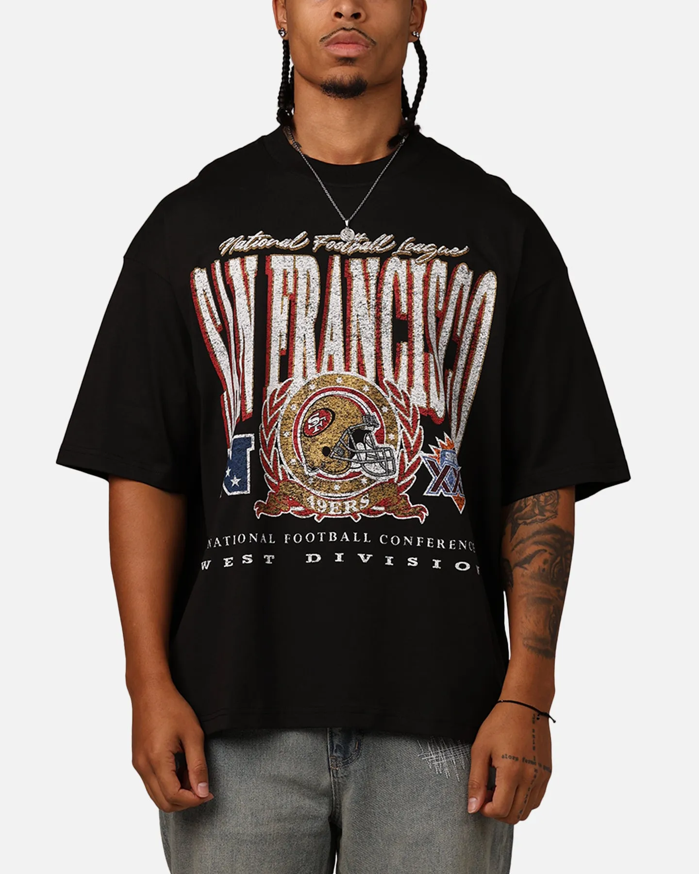 New Era San Francisco 49ers Oversized Essentials T-Shirt Black sold by Culture Kings