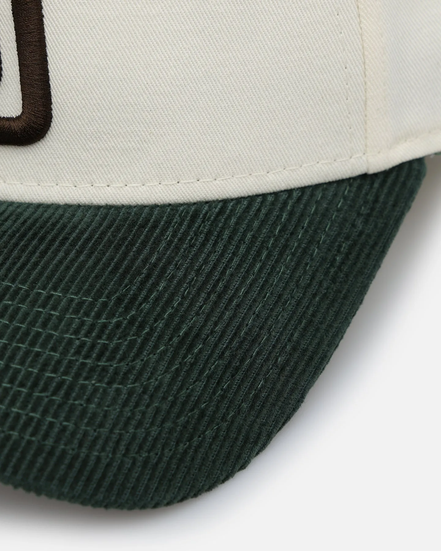 New Era San Diego Padres 'Chrome White Green' Corduroy Visor 9FORTY A-Frame Snapback Chrome sold by Culture Kings product image thumbnail 2
