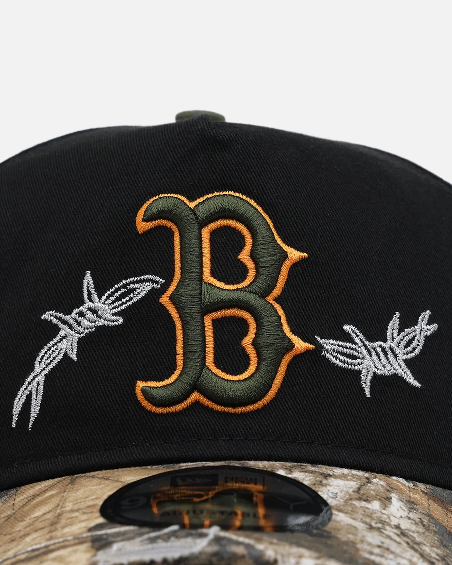 New Era Boston Red Sox 'Realtree Grit 2.0' 9FORTY A-Frame Snapback Black/Green/Orange sold by Culture Kings product image thumbnail 5