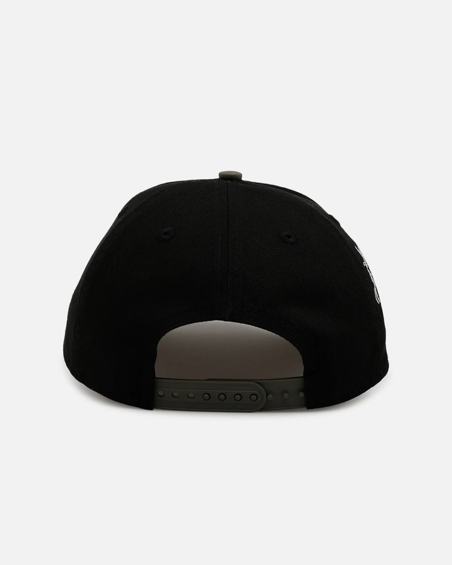 New Era Philadelphia Eagles 'Realtree Grit 2.0' 9FORTY A-Frame Snapback Black/Green/Orange sold by Culture Kings product image thumbnail 2