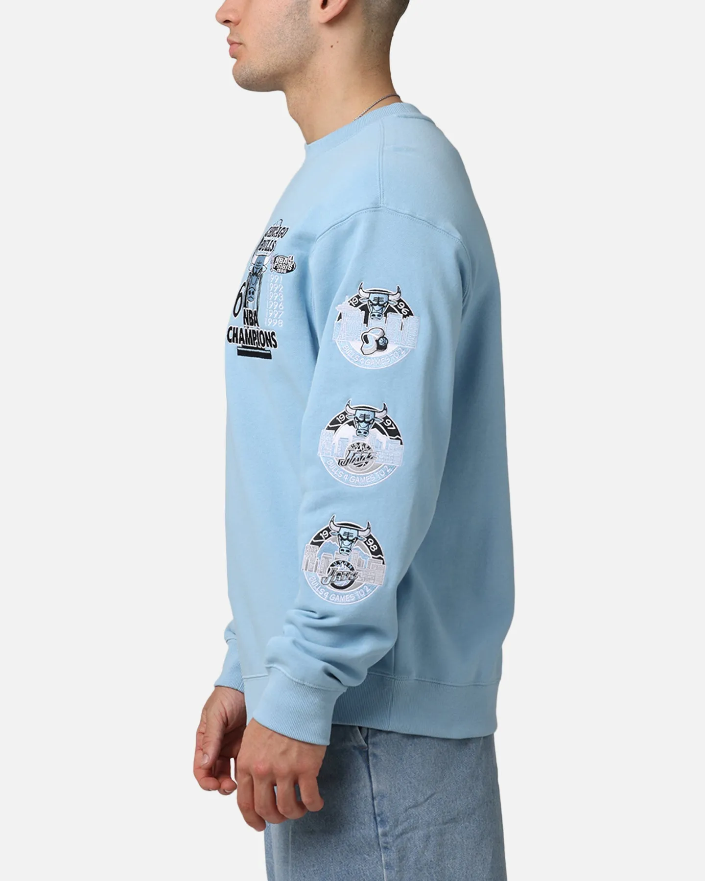 Mitchell & Ness Chicago Bulls 'UNC To Chicago' Champions Crewneck Light Blue sold by Culture Kings product image thumbnail 5