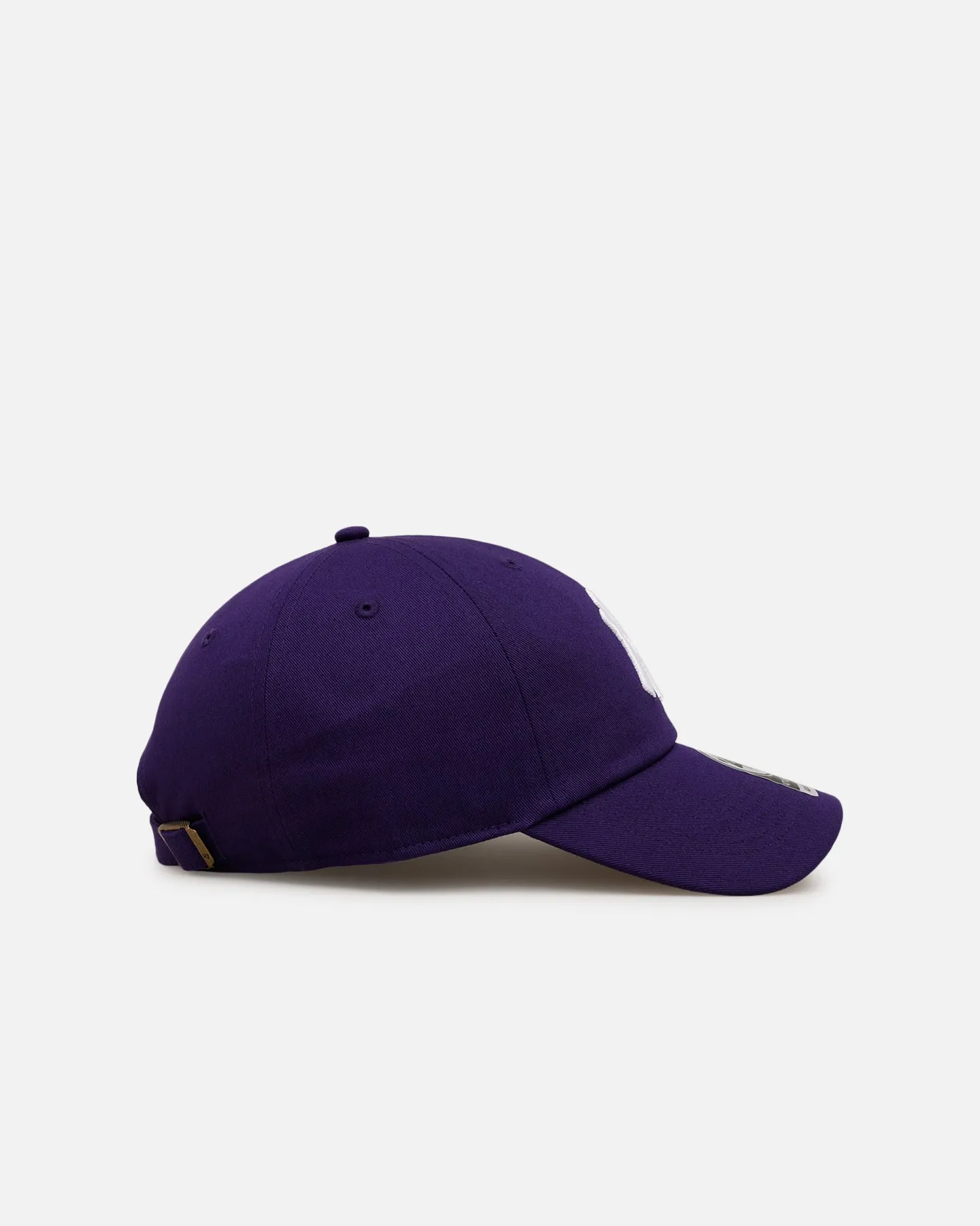 47 Brand New York Yankees 'Yankees Color Wheel' Suede Undervisor 47 Clean Up Strapback Purple sold by Culture Kings product image thumbnail 3