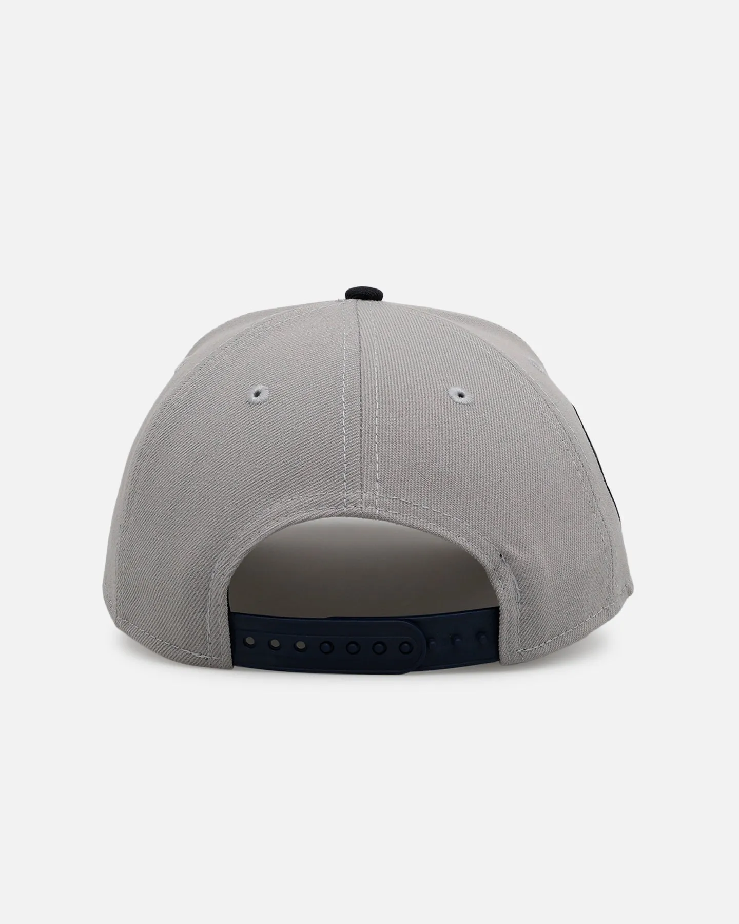 New Era Houston Astros 'Away Greys' 9FORTY A-Frame Snapback Grey sold by Culture Kings product image thumbnail 2