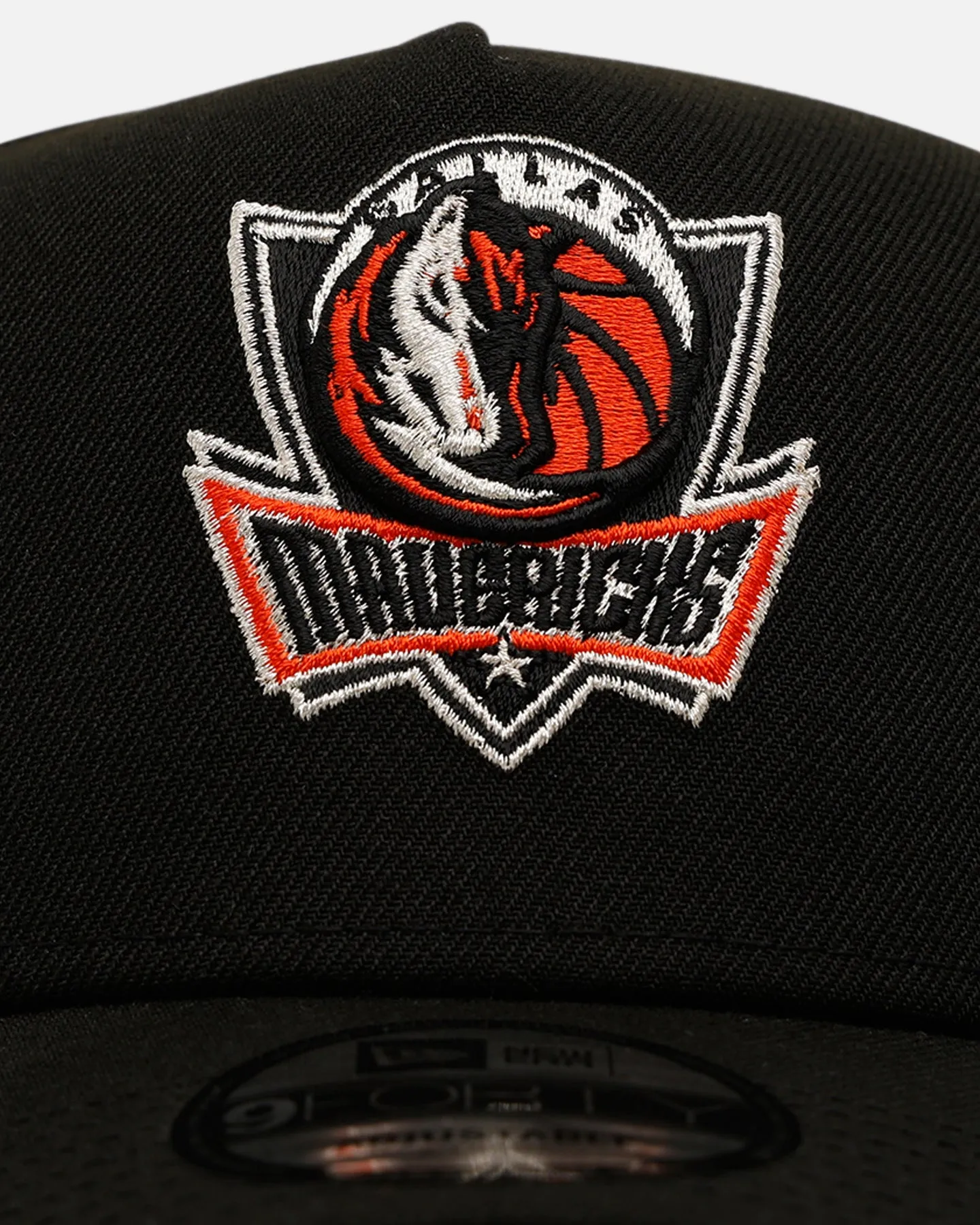 New Era Dallas Mavericks 'NBA Dia De Los Muertos' 9FORTY A-Frame Snapback Black/Orange sold by Culture Kings product image thumbnail 5