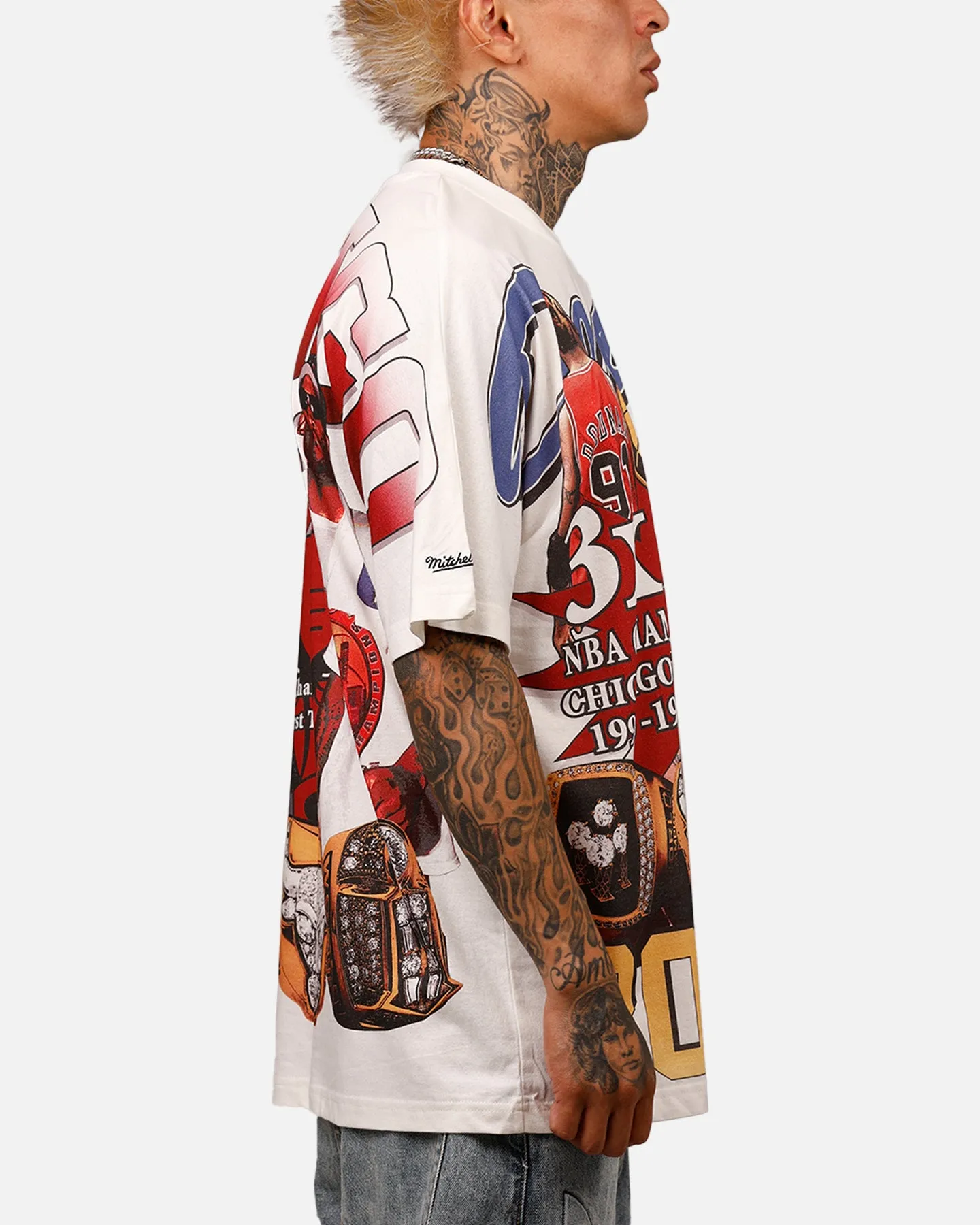 Mitchell & Ness Chicago Bulls Dennis Rodman Rings T-Shirt Vintage White sold by Culture Kings product image thumbnail 4