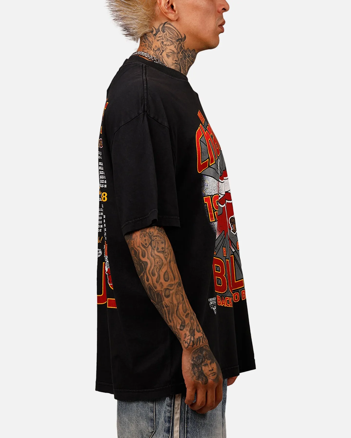 Mitchell & Ness Chicago Bulls Explode Champions T-Shirt Overdyed Black sold by Culture Kings product image thumbnail 4