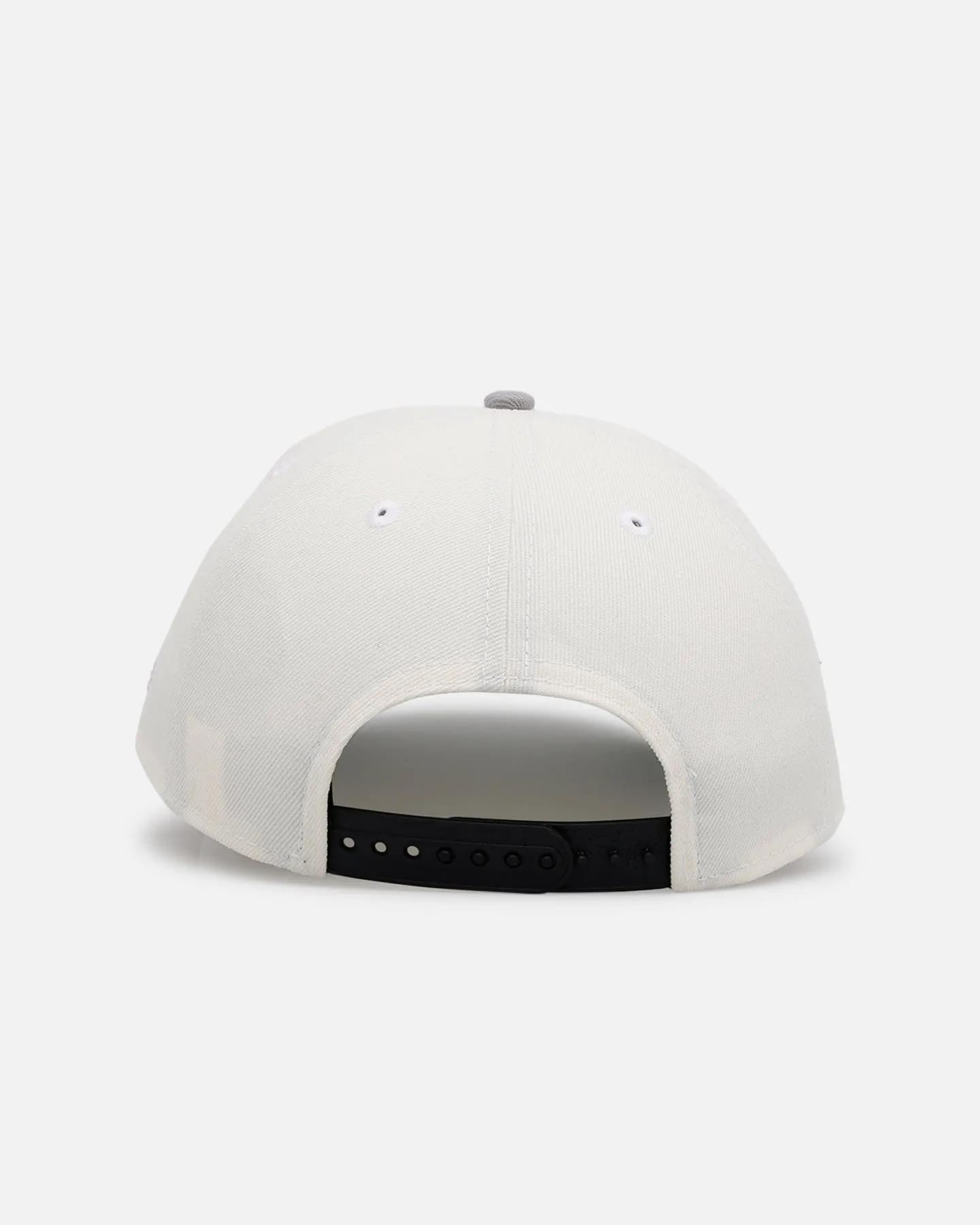 New Era Los Angeles Dodgers 'Crossover' 9FORTY A-Frame Snapback Chrome sold by Culture Kings product image thumbnail 2