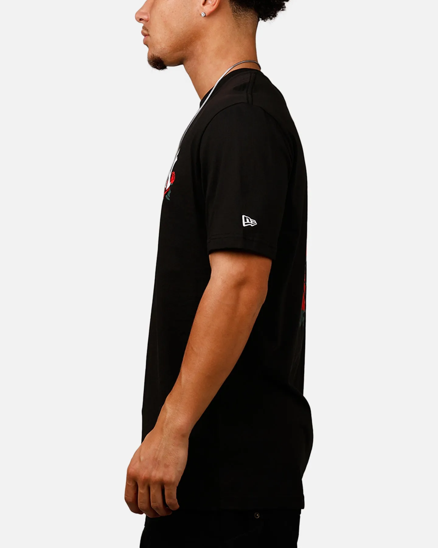 New Era New York Yankees Rose T-Shirt Black/Red sold by Culture Kings product image thumbnail 5