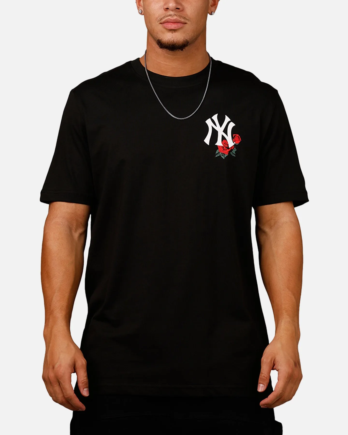 New Era New York Yankees Rose T-Shirt Black/Red sold by Culture Kings product image thumbnail 2