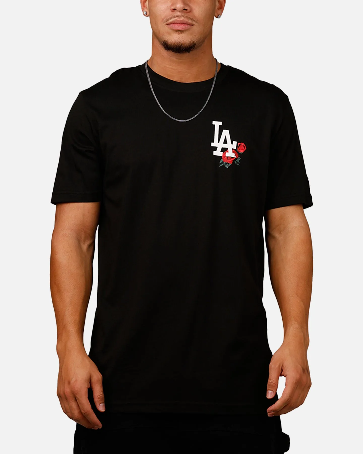 New Era Los Angeles Dodgers Rose T-Shirt Black/Red sold by Culture Kings product image thumbnail 2