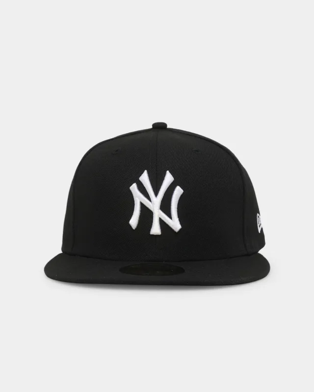 New Era New York Yankees 59FIFTY Fitted Black/White sold by Culture Kings