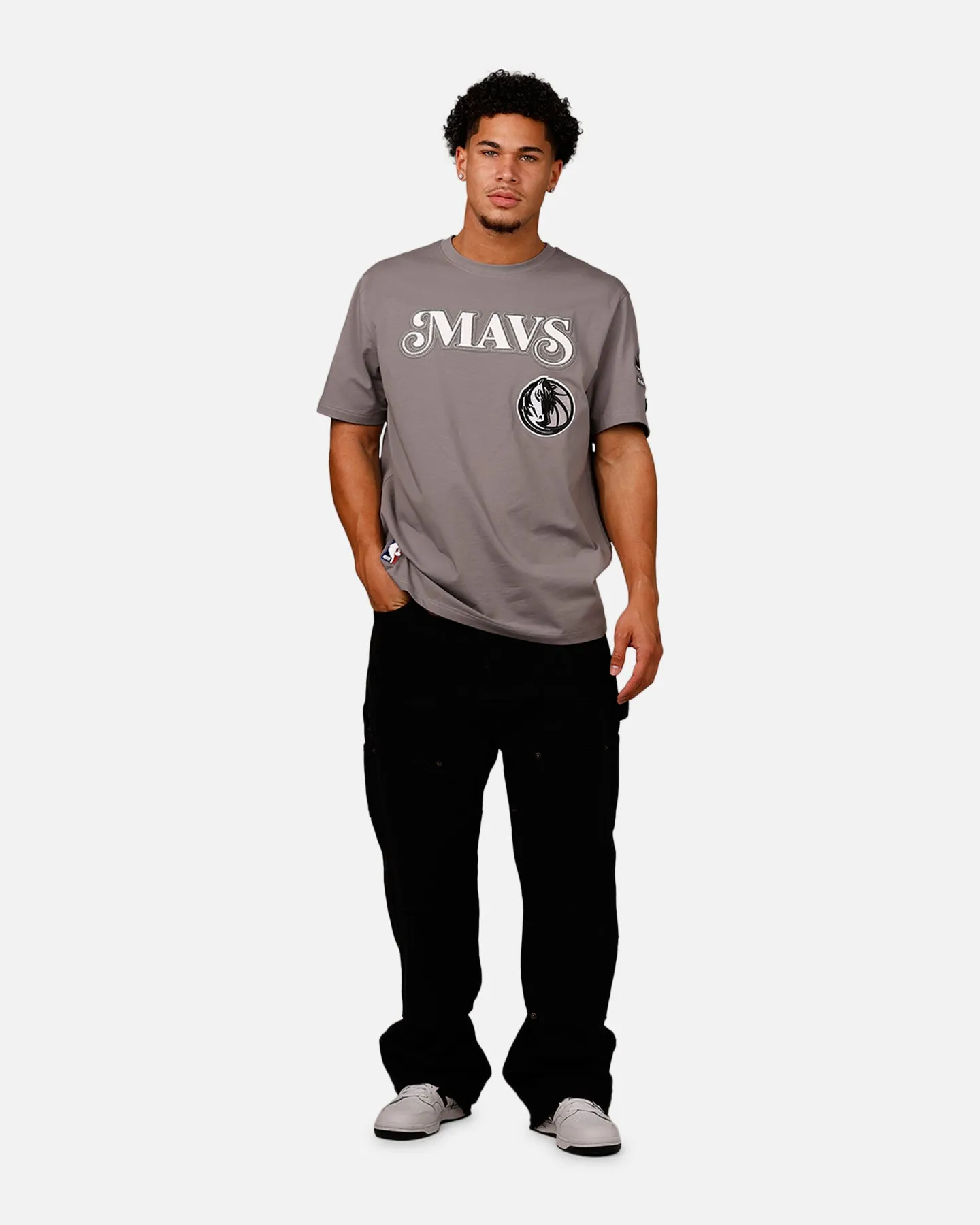 Pro Standard Dallas Mavericks City 24-25 Season T-Shirt Grey sold by Culture Kings product image thumbnail 3