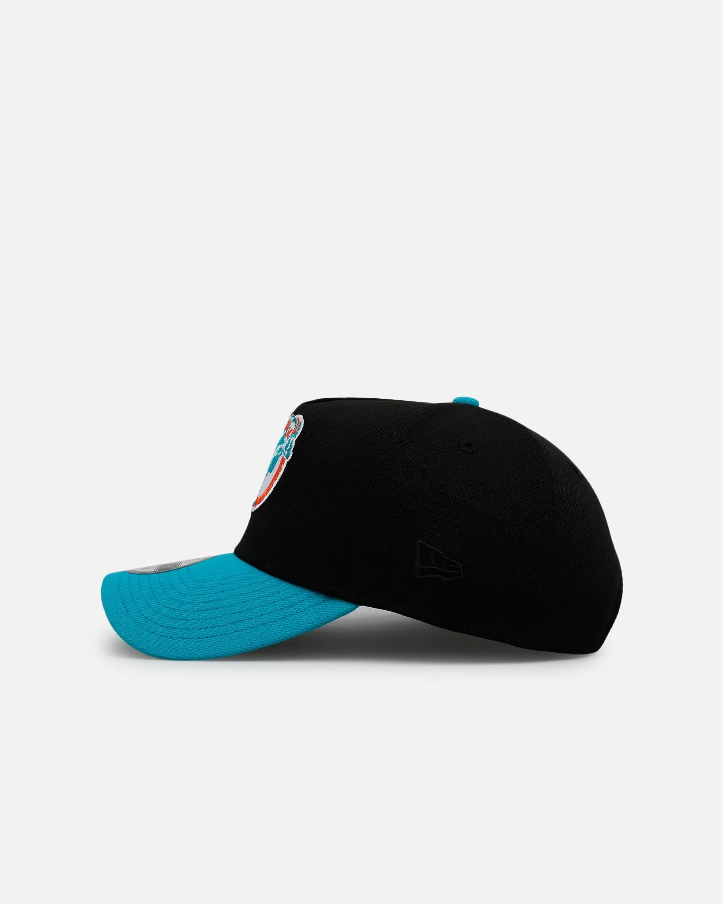 New Era Miami Dolphins 'Cascade' 9FORTY A-Frame Snapback Black sold by Culture Kings product image thumbnail 4