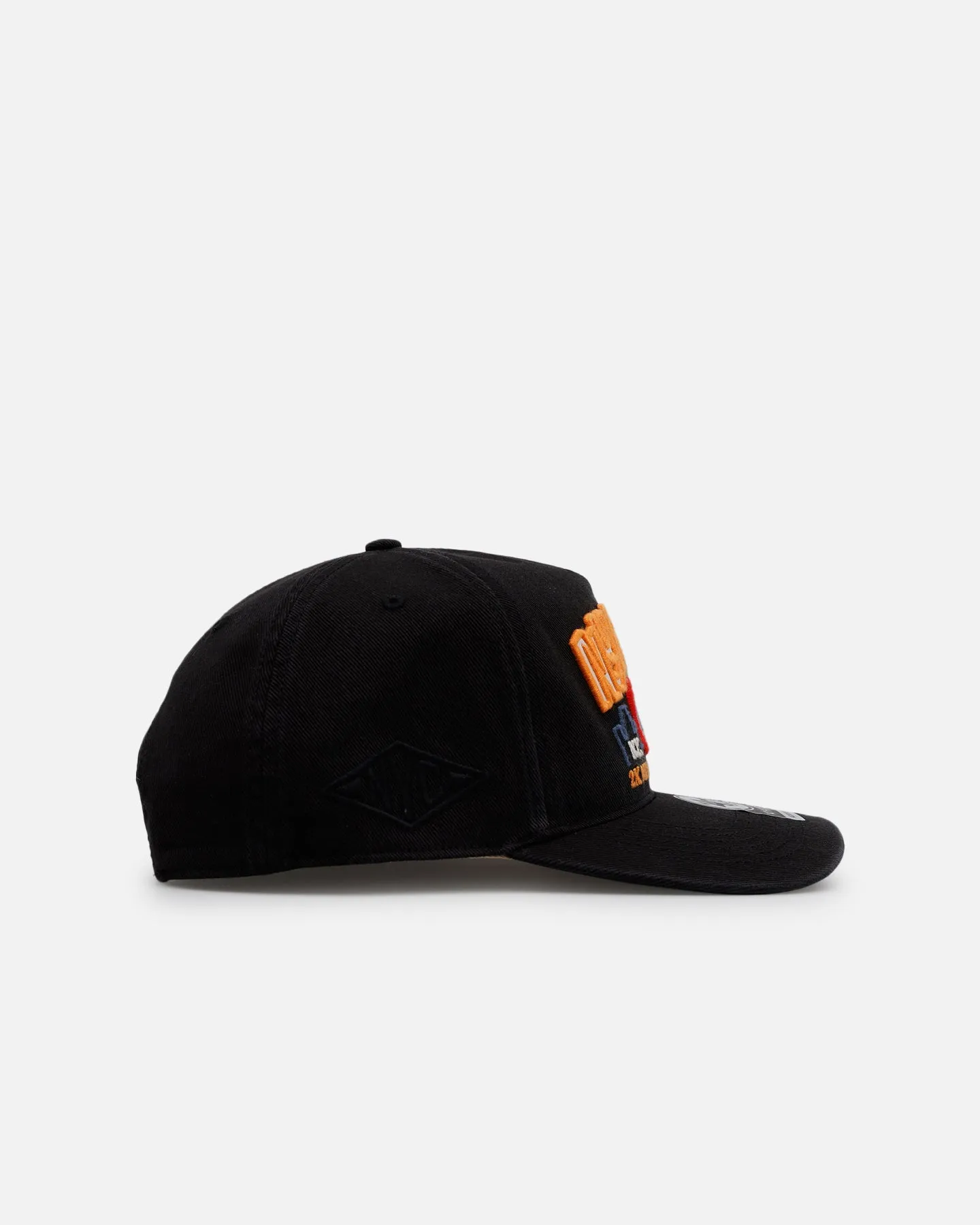 47 Brand New York Knicks 'NBA Trophy Case' Premium Hitch Snapback Black sold by Culture Kings product image thumbnail 3