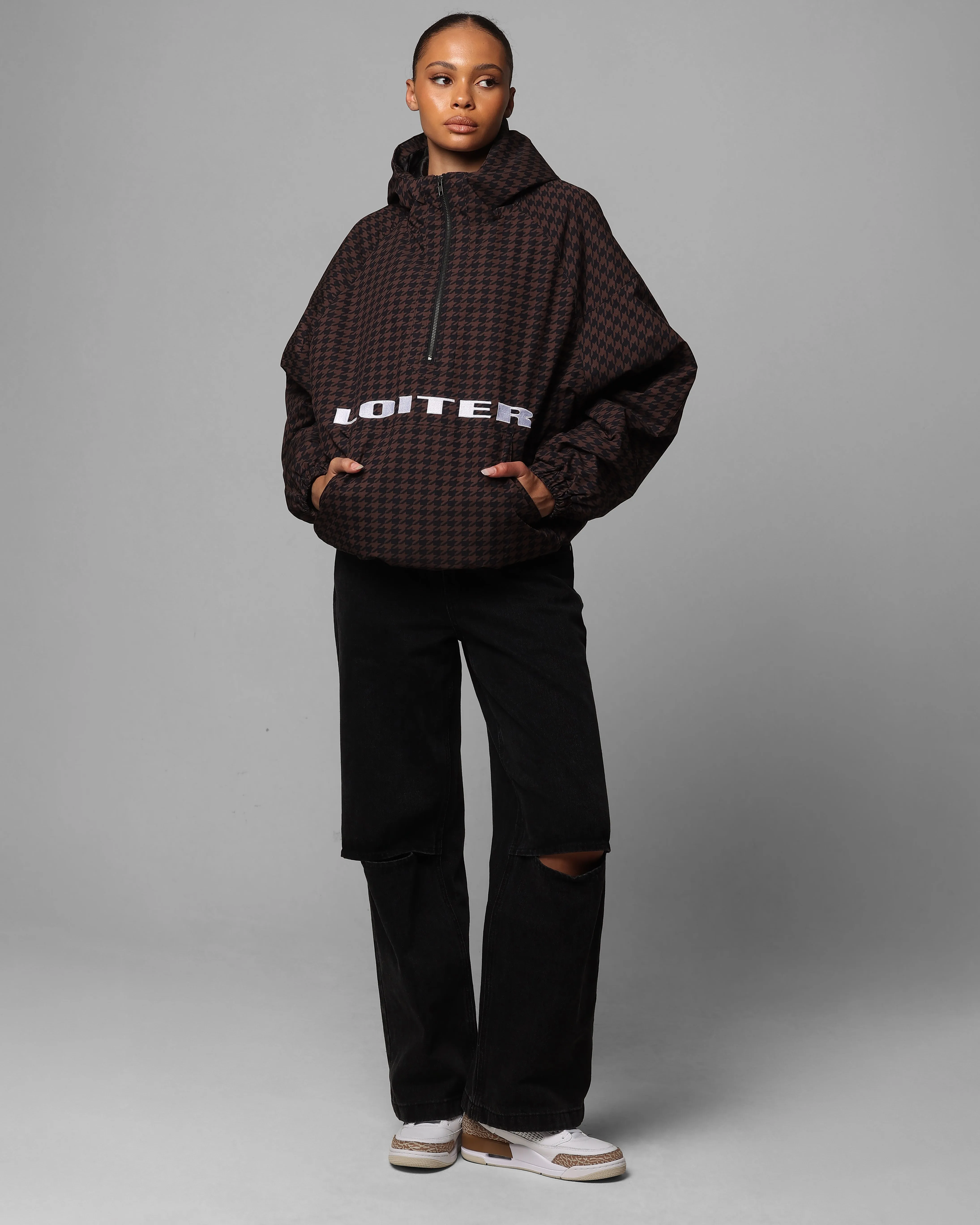 Loiter Tailgate Jacket Brown/Black sold by Culture Kings product image thumbnail 3