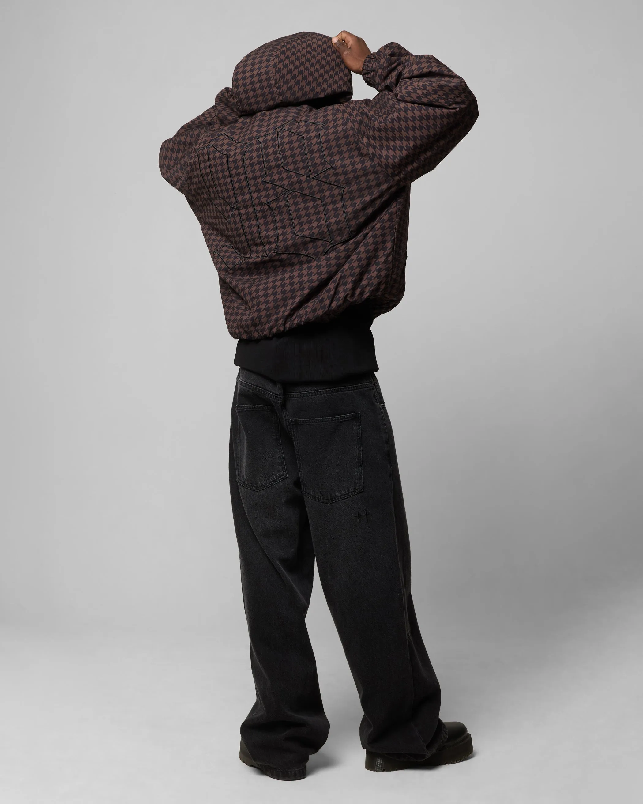 Loiter Tailgate Jacket Brown/Black sold by Culture Kings product image thumbnail 4