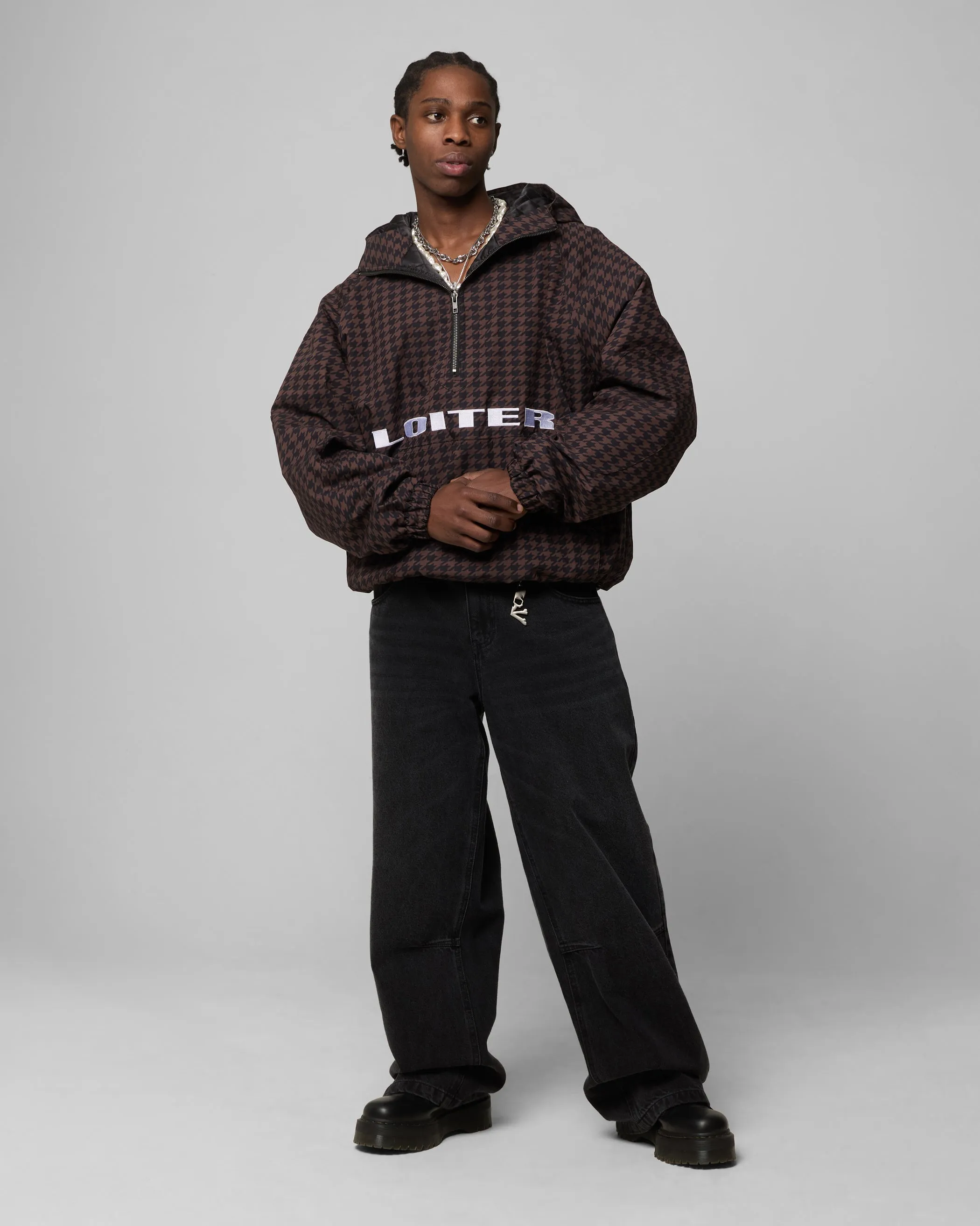 Loiter Tailgate Jacket Brown/Black sold by Culture Kings product image thumbnail 3