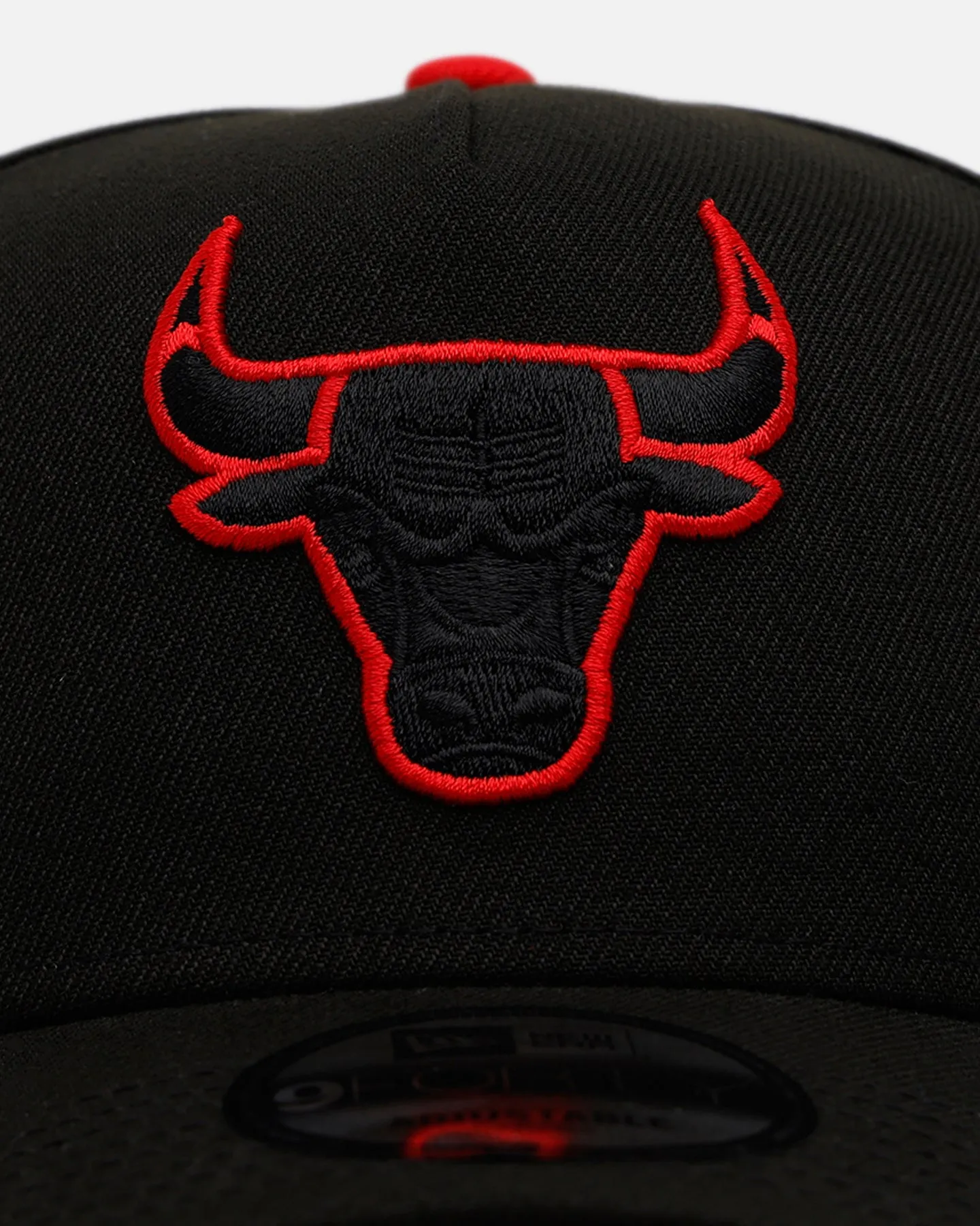 New Era Chicago Bulls 'Outline' 9FORTY A-Frame Snapback Black sold by Culture Kings product image thumbnail 5