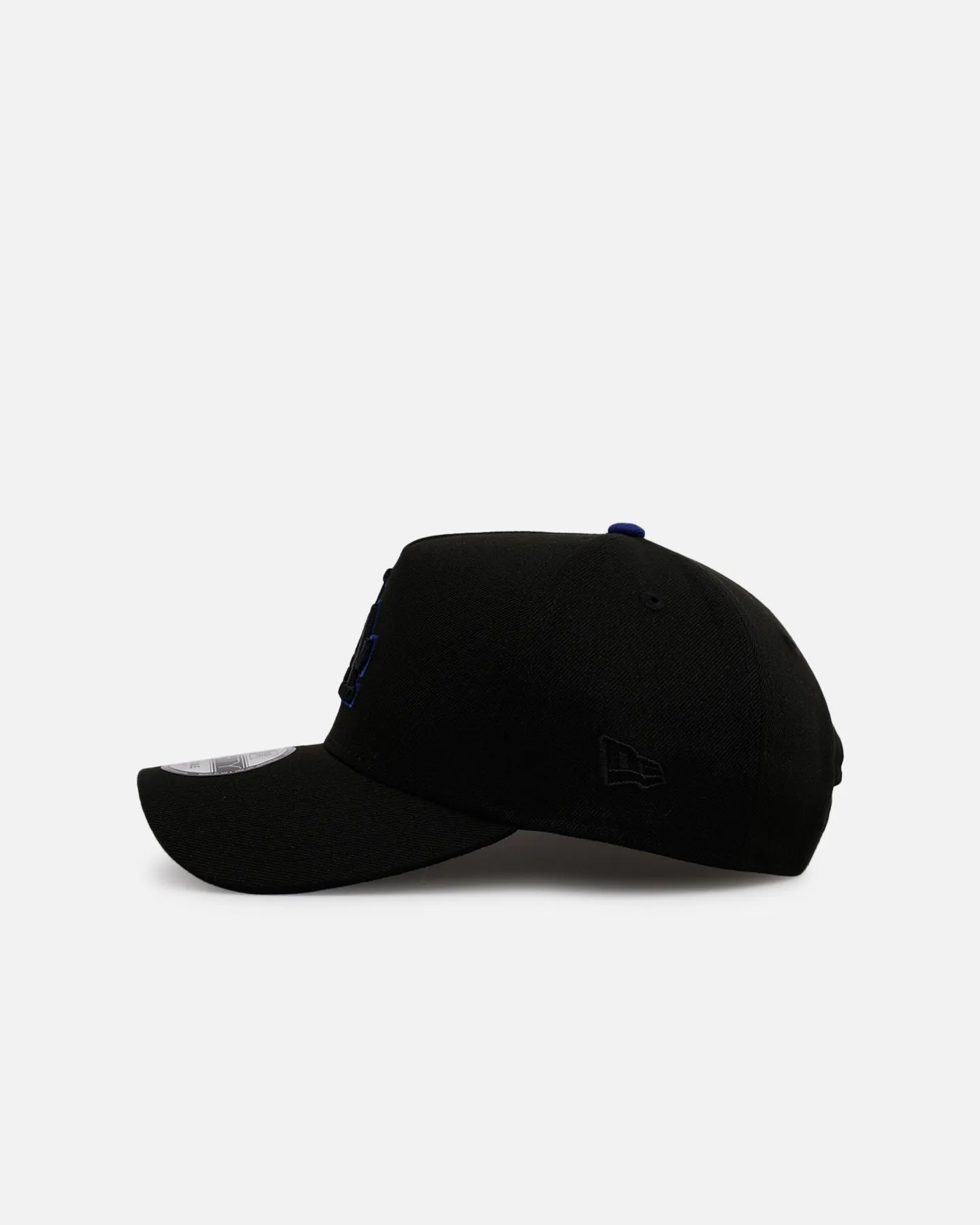 New Era Los Angeles Dodgers 'Outline' 9FORTY A-Frame Snapback Black sold by Culture Kings product image thumbnail 4