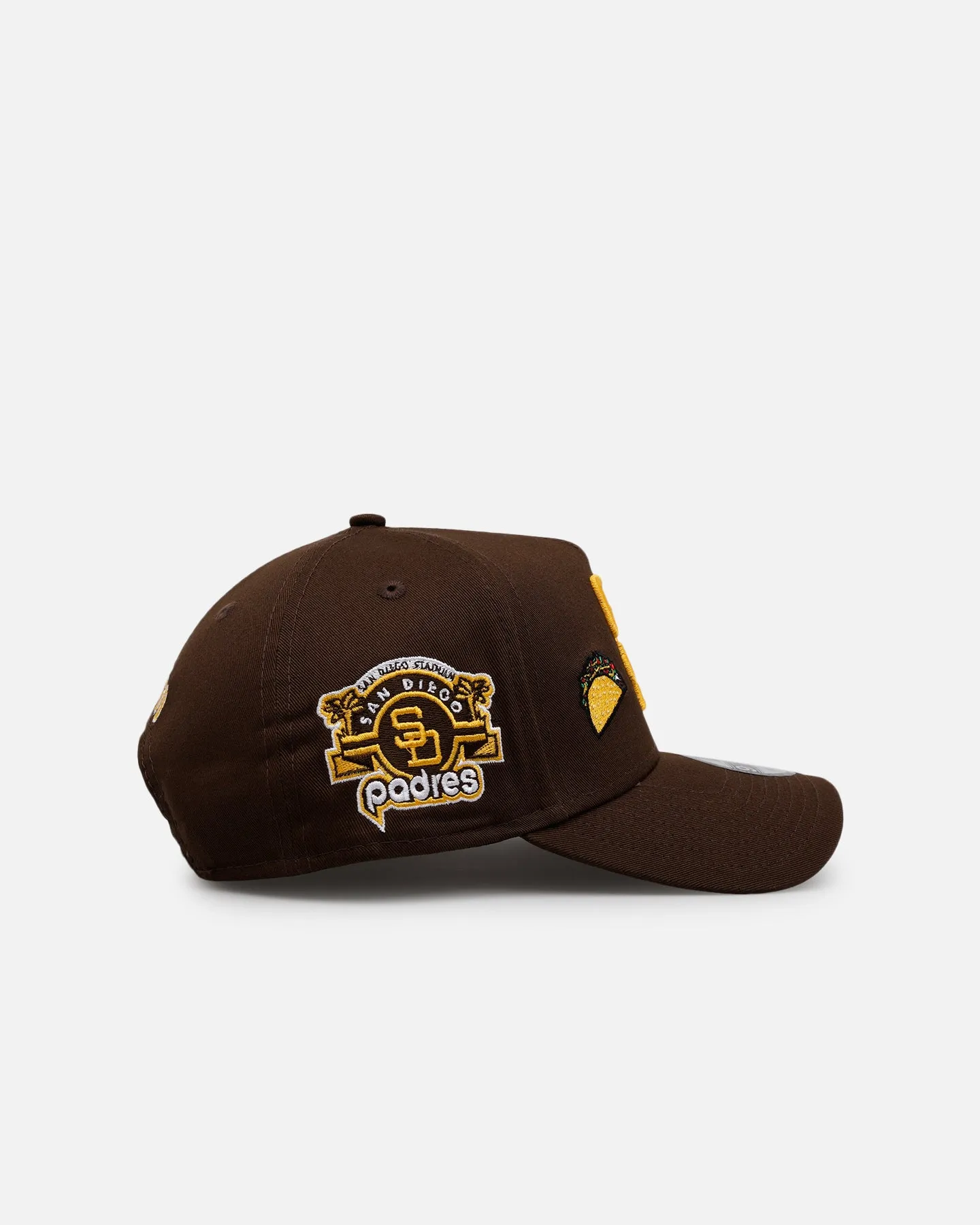 New Era San Diego Padres 'City Icons' 9FORTY A-Frame Snapback Brown sold by Culture Kings product image thumbnail 3