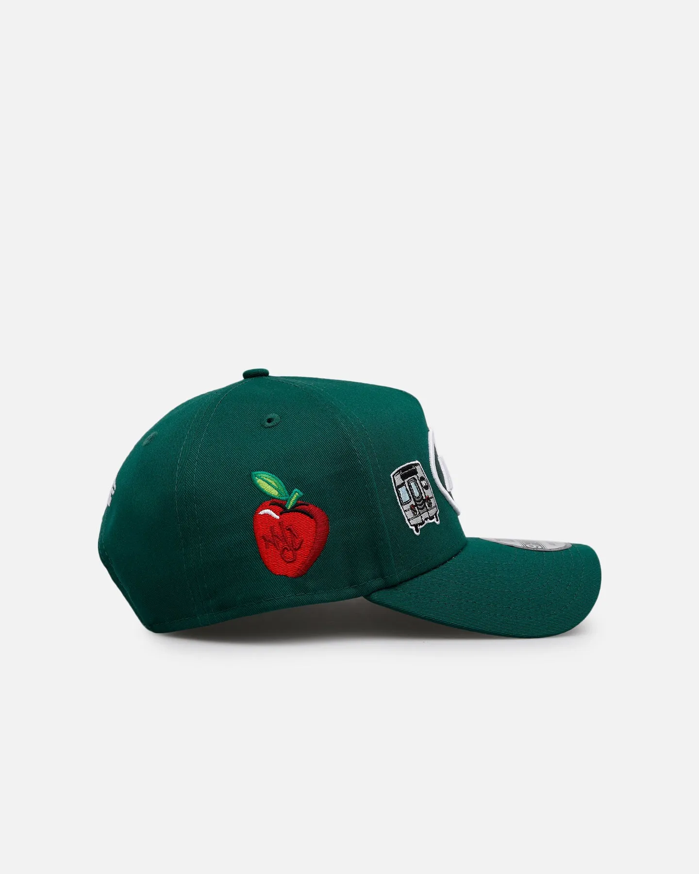 New Era New York Jets 'City Icons' 9FORTY A-Frame Snapback Green sold by Culture Kings product image thumbnail 3