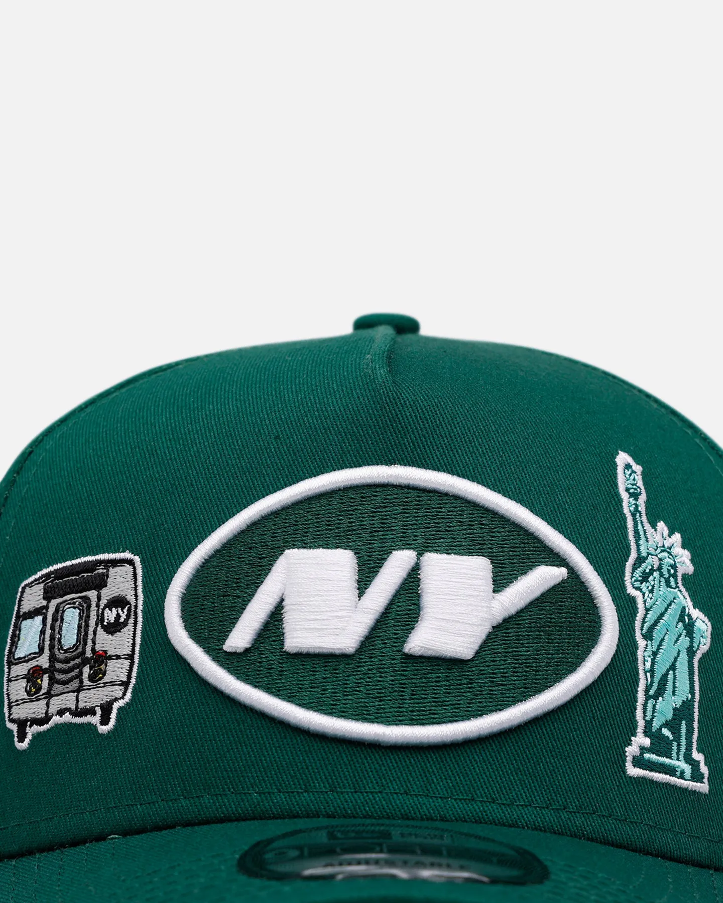 New Era New York Jets 'City Icons' 9FORTY A-Frame Snapback Green sold by Culture Kings product image thumbnail 5