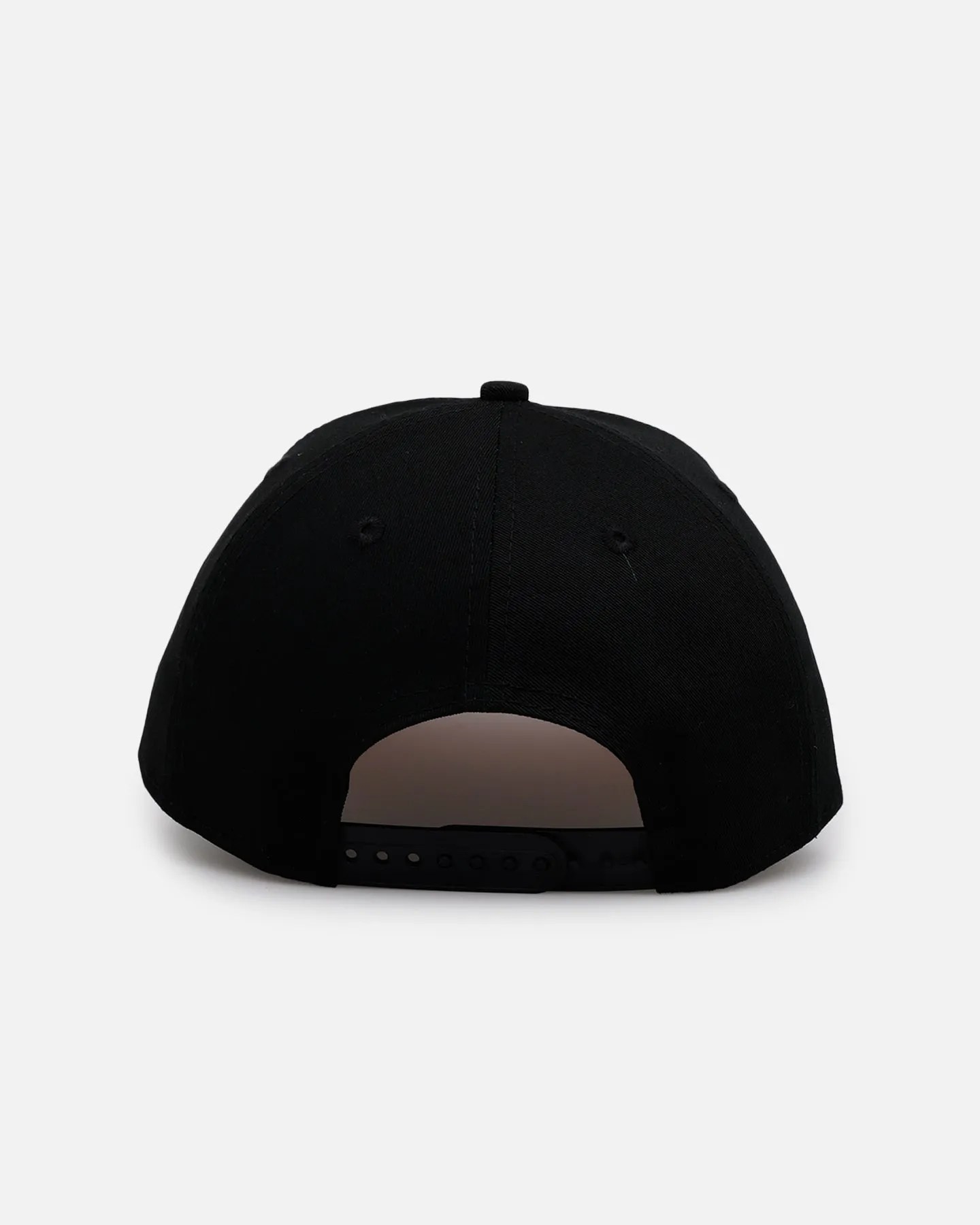 New Era Atlanta Braves 'Satin Flower' 9FORTY A-Frame Snapback Black/Pink sold by Culture Kings product image thumbnail 2