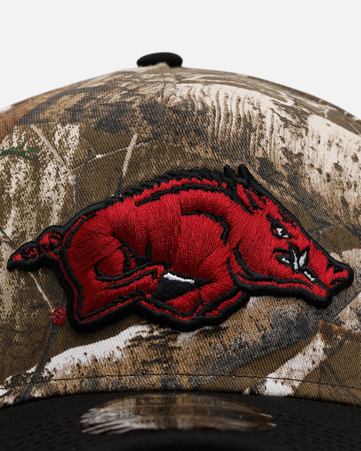 New Era Arkansas Razorbacks 'Southeastern Conference' 9FORTY A-Frame Snapback Realtree sold by Culture Kings product image thumbnail 5