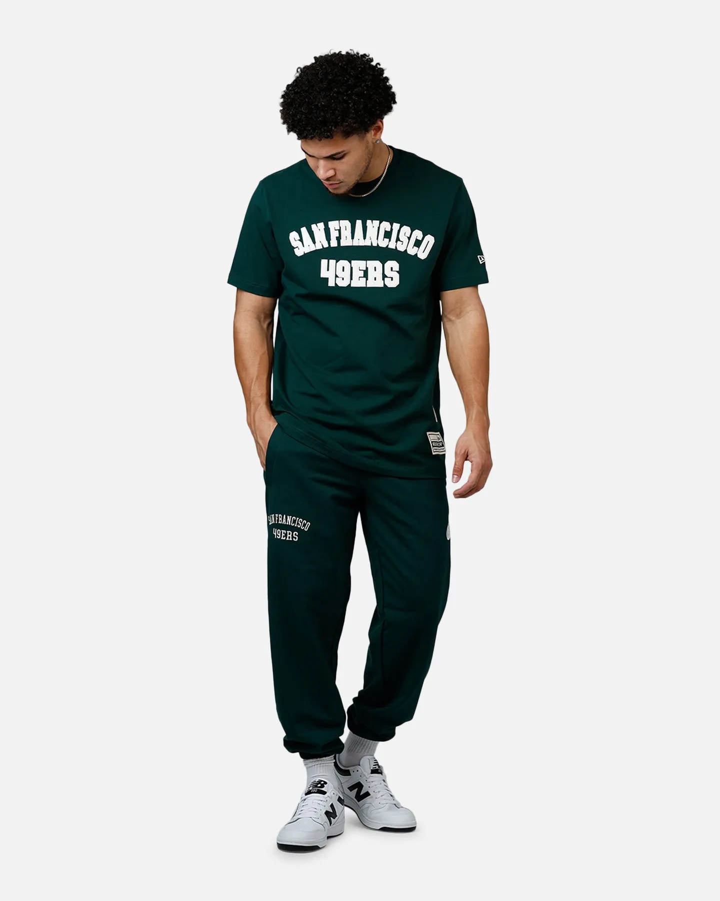 New Era San Francisco 49ers Logo Select Sweat Pants Dark Green sold by Culture Kings product image thumbnail 2