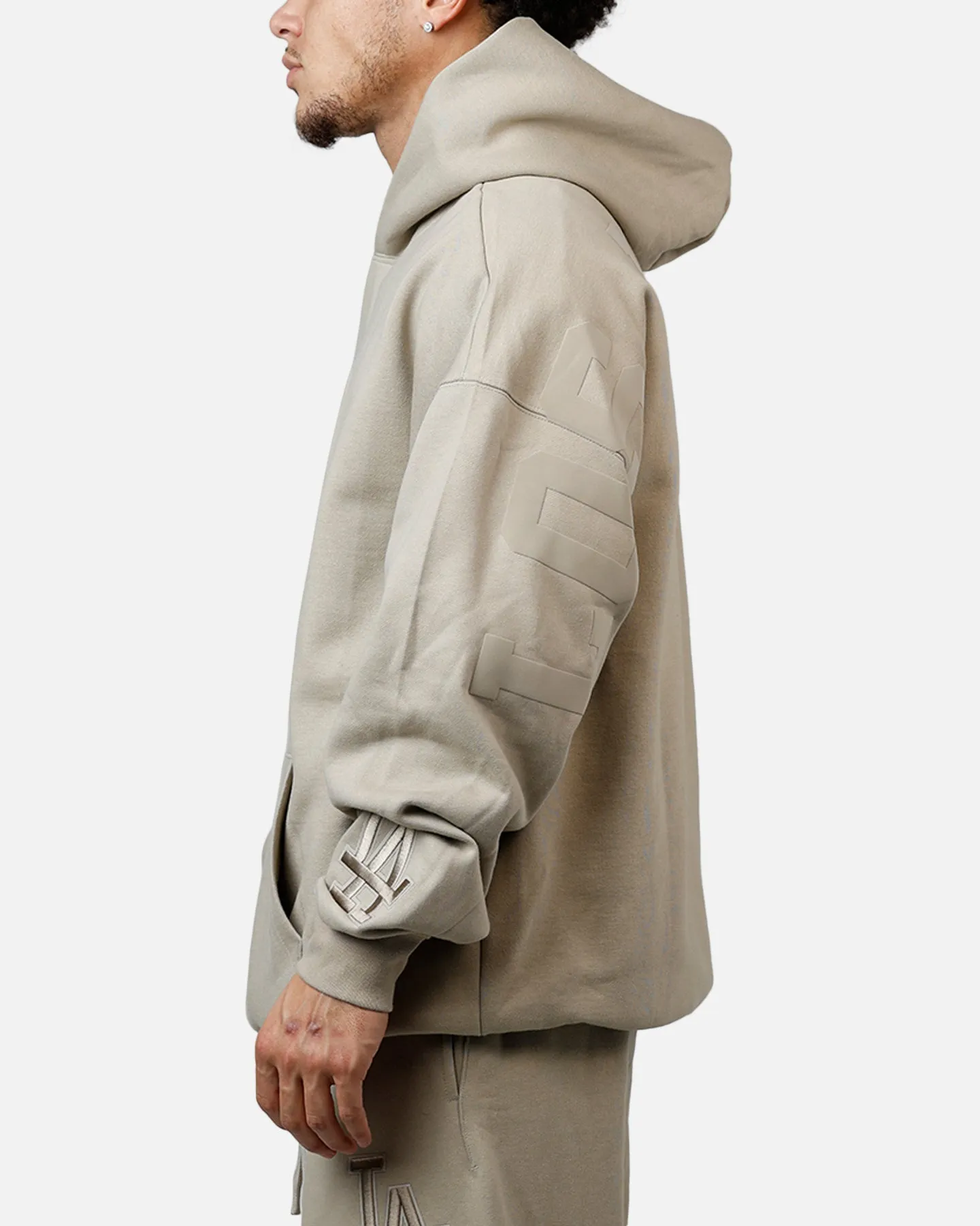 Pro Standard Los Angeles Dodgers Wingspan Hoodie Taupe sold by Culture Kings product image thumbnail 5